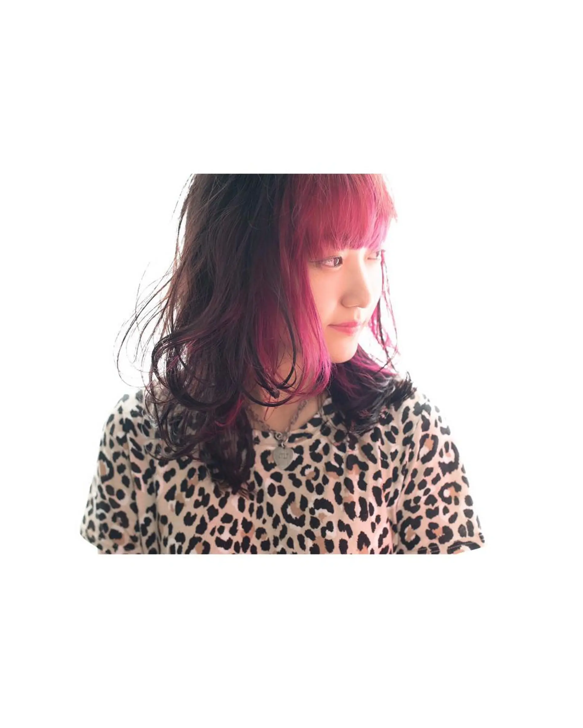 ミディアム 顔周りカット 松村 崇弘のヘアスタイル