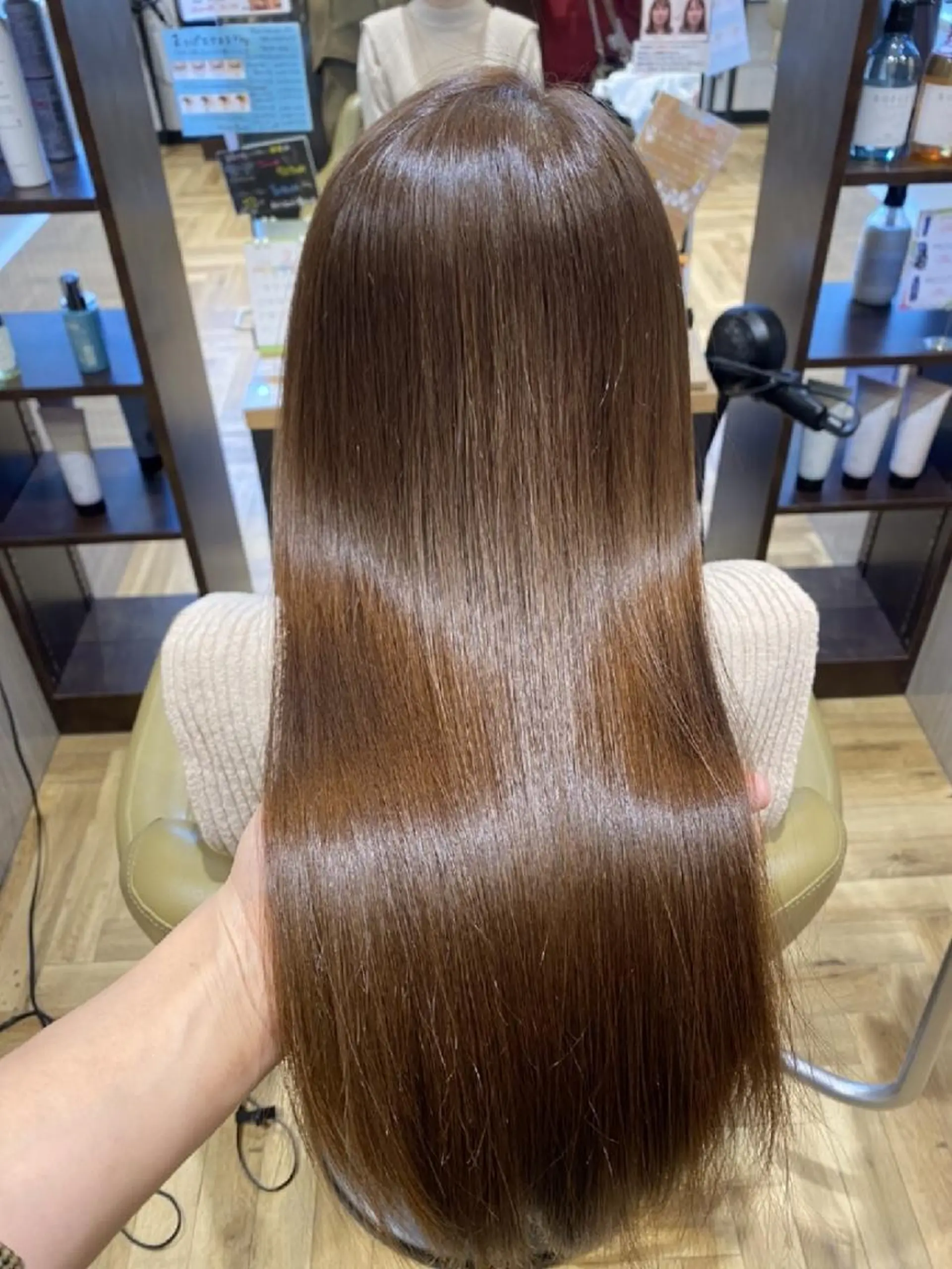 ロング トリートメント ma cherie 三浦直美のヘアスタイル