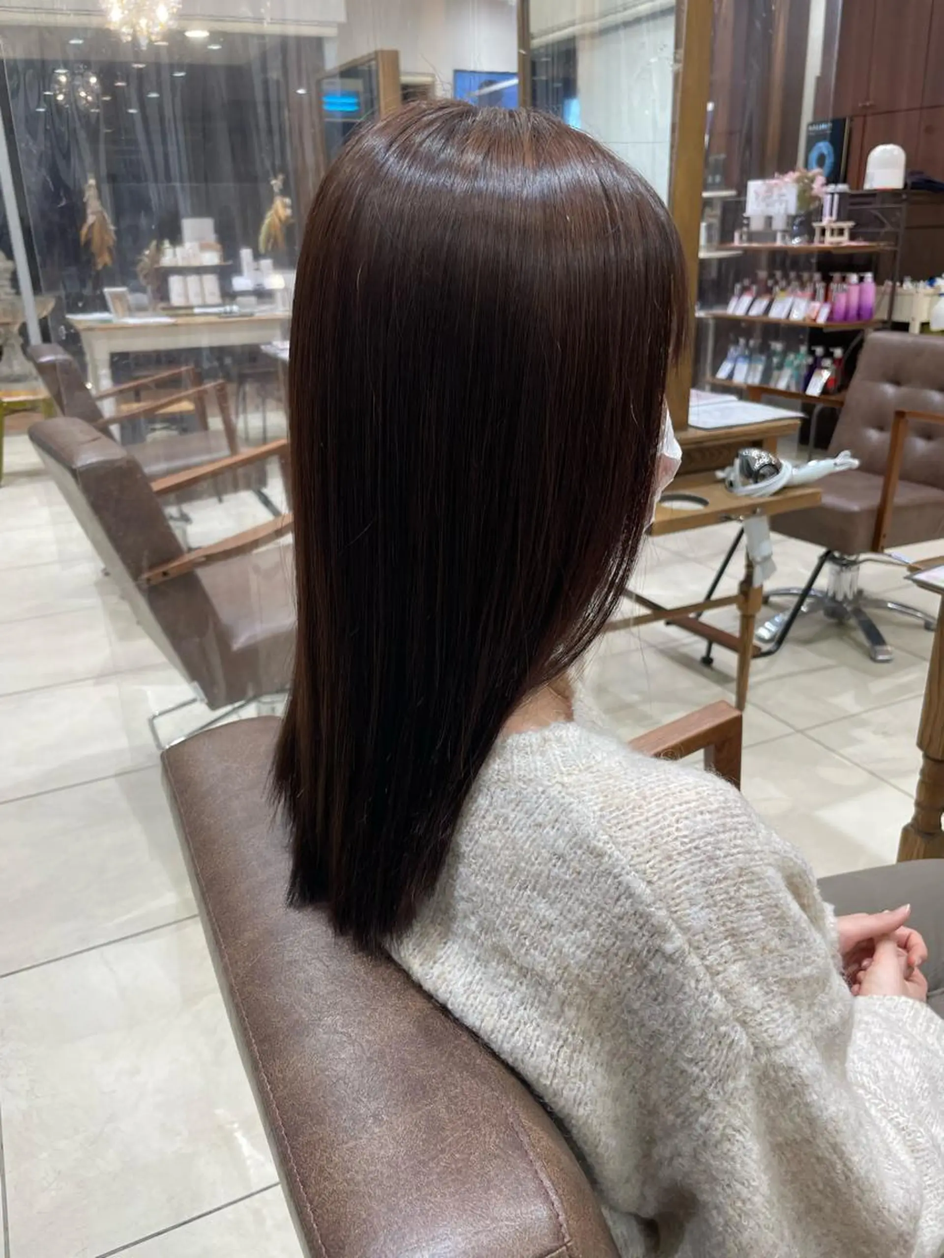 セミロング ハイトーン×デザイン 🪽🫧HIKARIのヘアスタイル