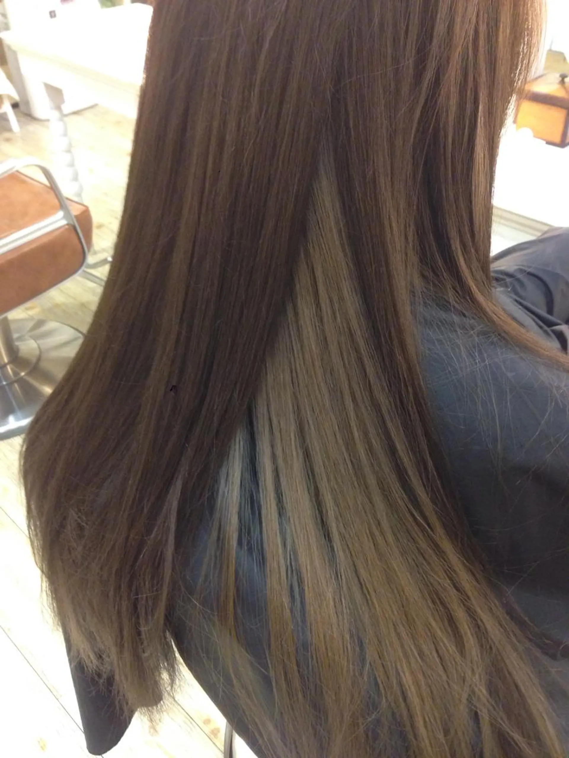 ロング カラー アッシュ インナーカラー 小倉 聖也のヘアスタイル