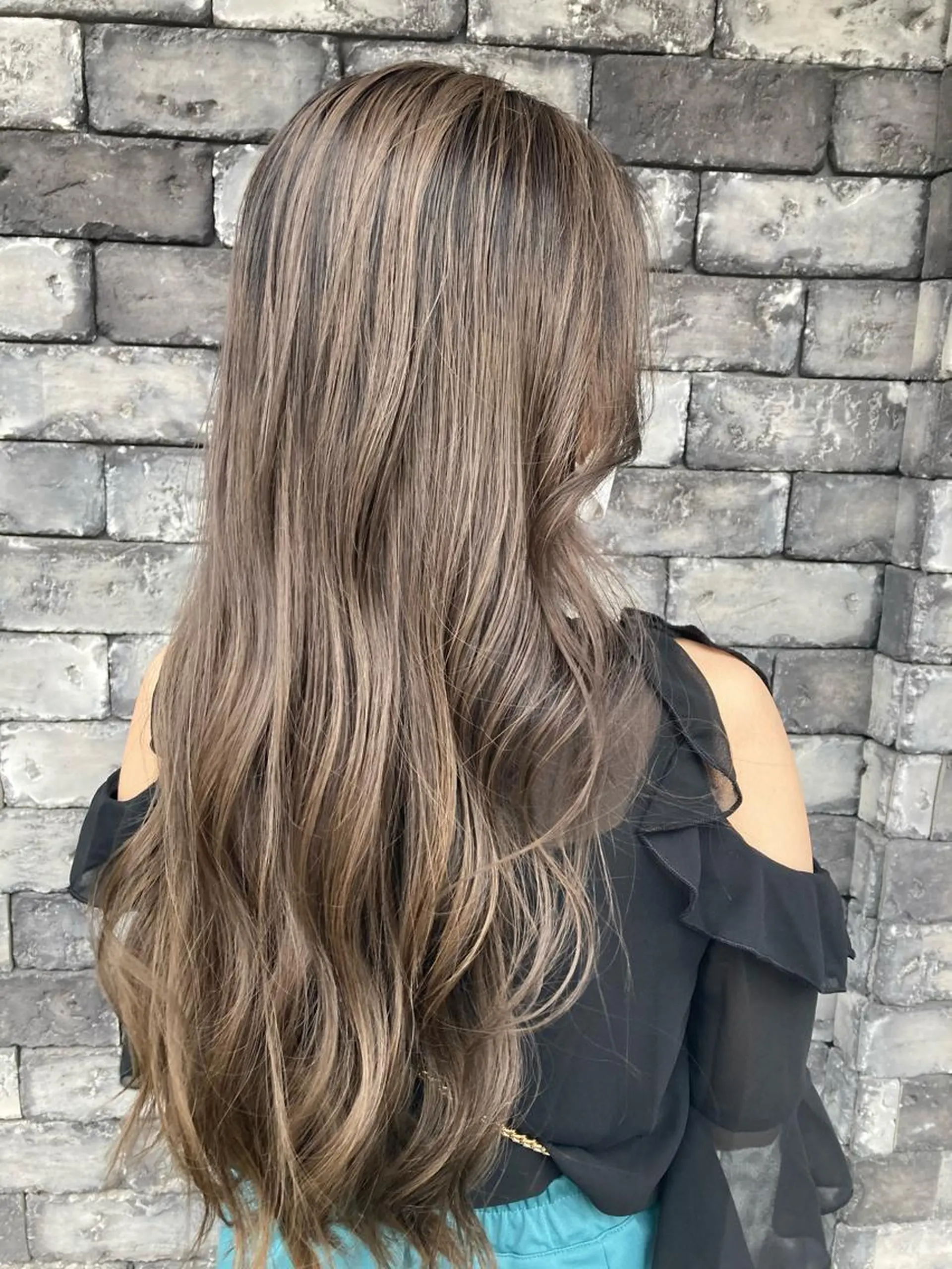 ロング カラー カット ヘアカラー トリートメント ヘアセット ✂️似合わせの魔術師 石田一樹✂️のヘアスタイル