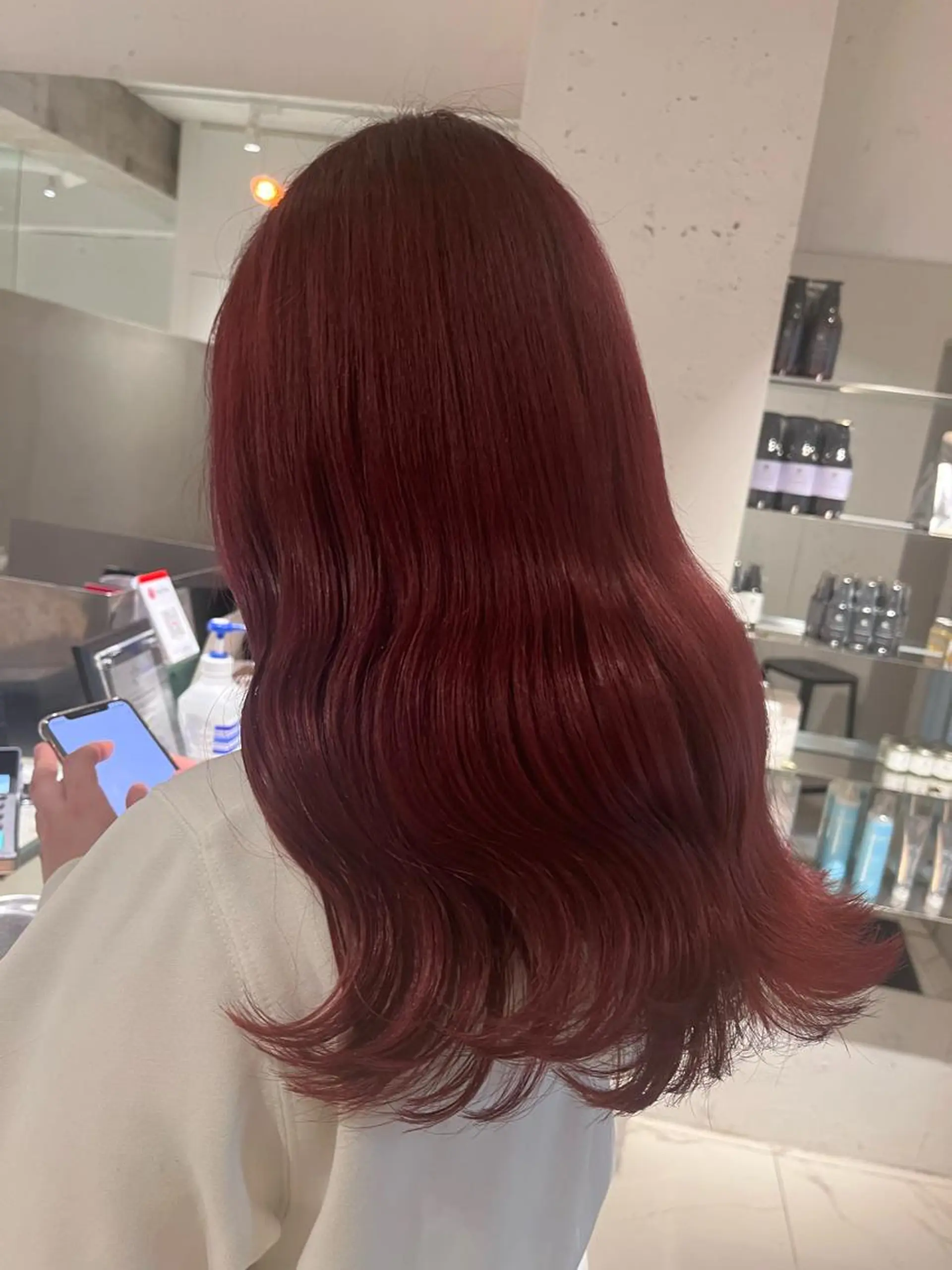 セミロング カラー ブラウンカラー ハイトーンカラー レッドカラー レッドブラウン 外国人風カラー ヘアカラー トリートメント ヘッドスパ ヘアセット カジュアルを女っぽく 𝗮𝘆𝗮𝗰𝗼のヘアスタイル