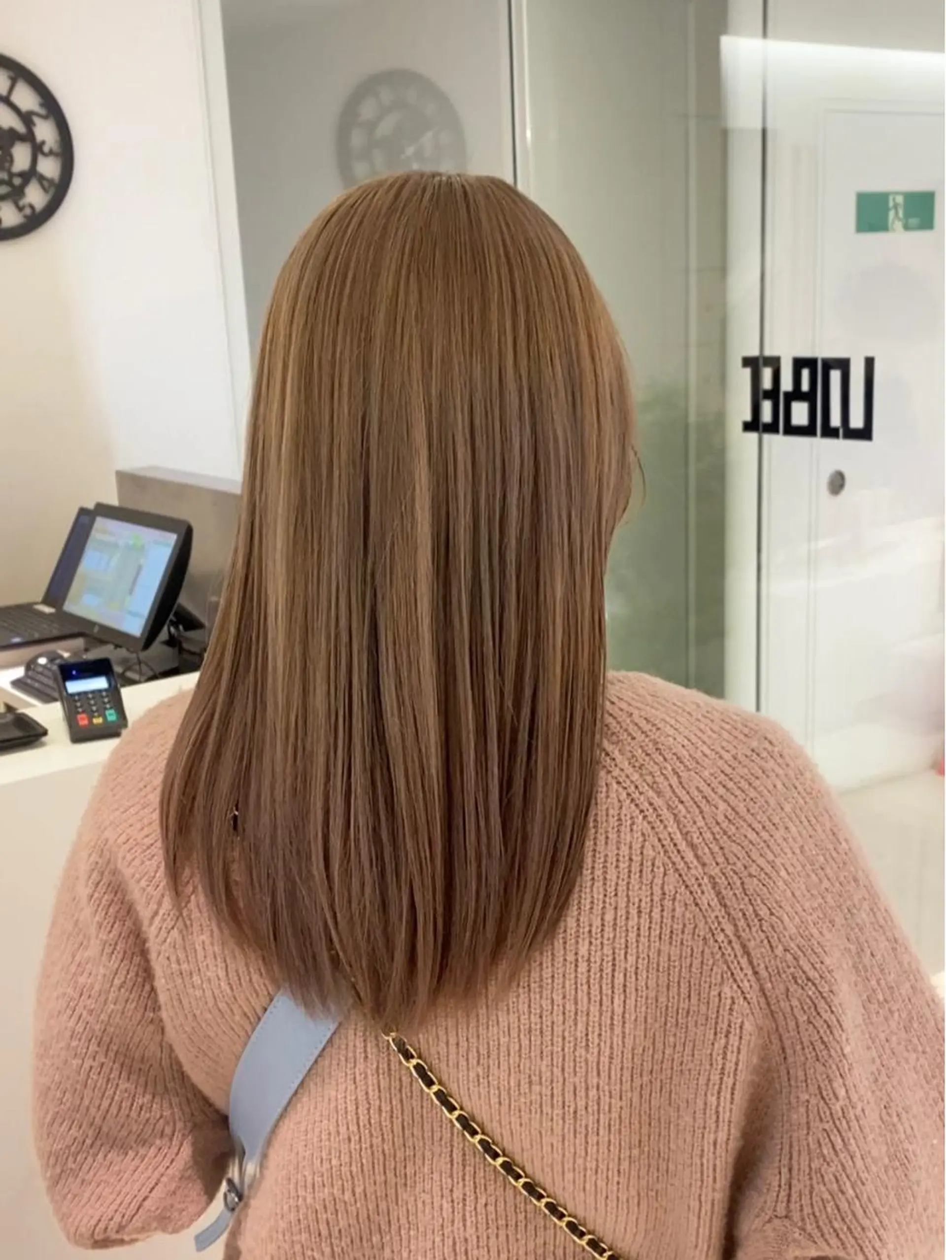 ロング カラー ブリーチ 松永 わかなのヘアスタイル