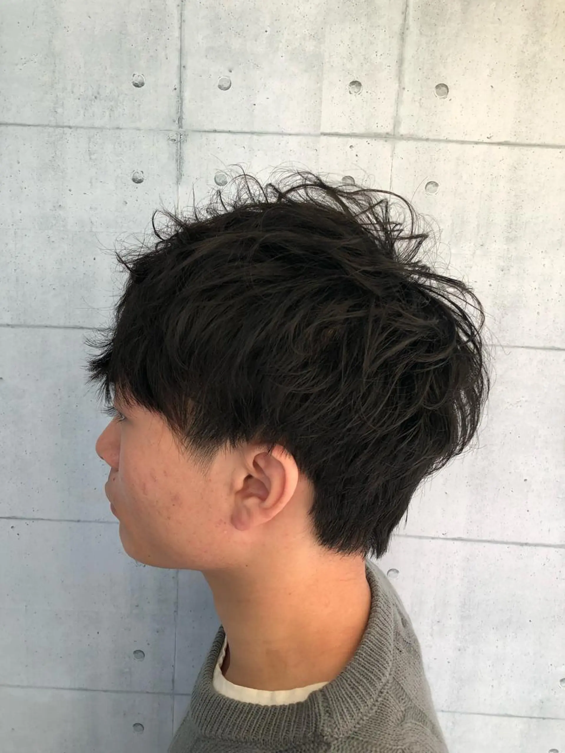 ショート パーマ メンズ メンズパーマ 刈り上げ ショートヘア 北脇 健治のヘアスタイル