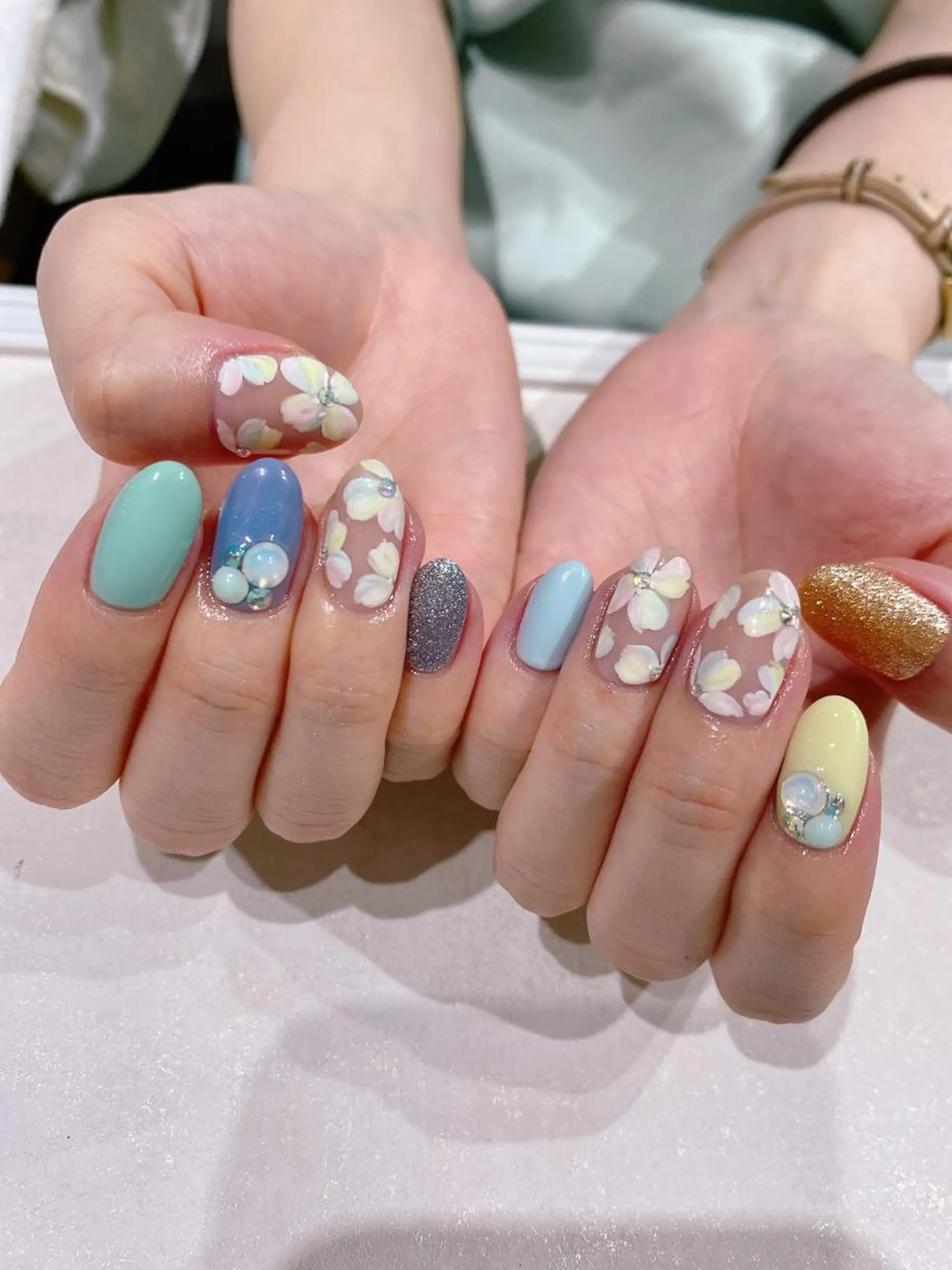 ショート ハンドネイル Nail R💫 naoのネイルデザイン