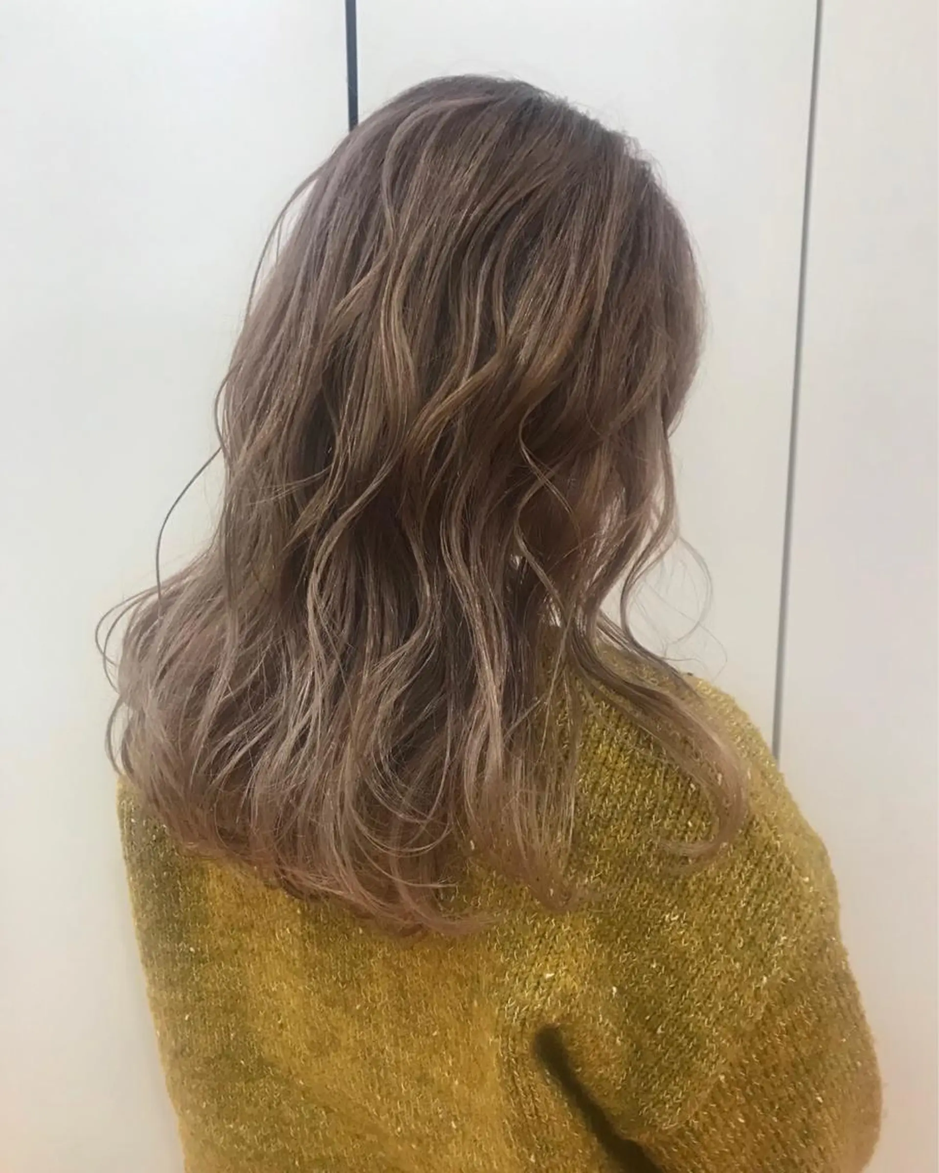 カラー はしもと ゆうりのヘアスタイル
