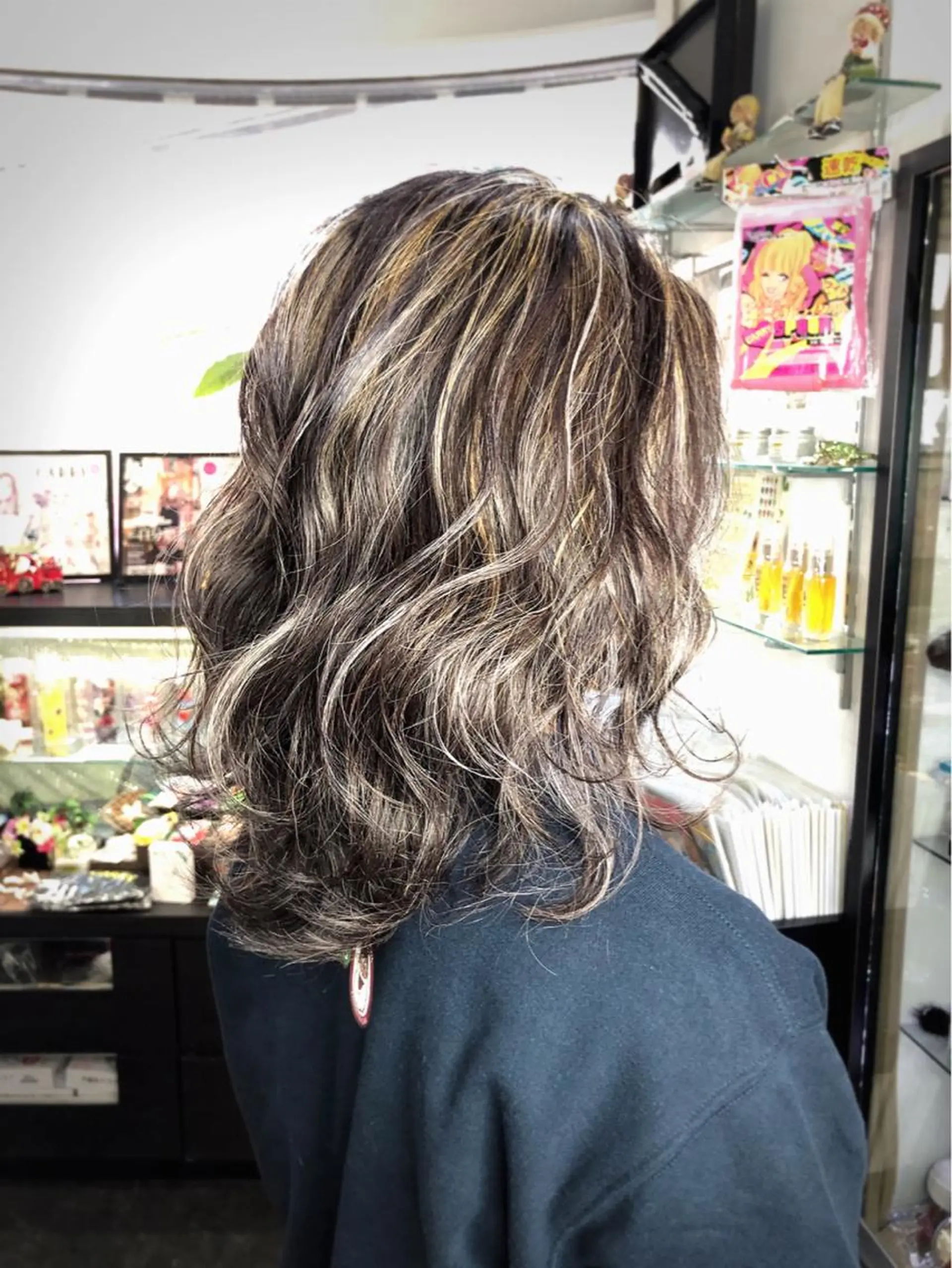 セミロング ハイライト ヘアカラー トリートメント 韓国カラー/エクステ carryのヘアスタイル