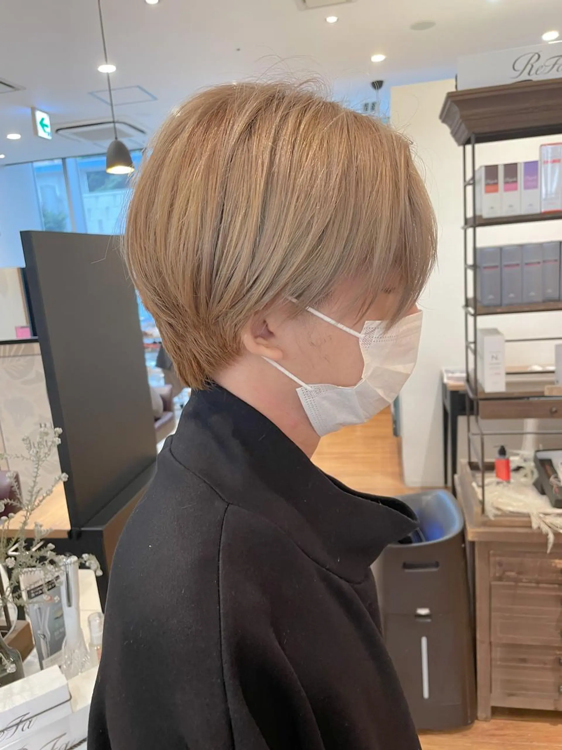 ショート カラー ベージュカラー ミルクティーベージュ 髪質改善/ブリーチ 田代 龍我のヘアスタイル