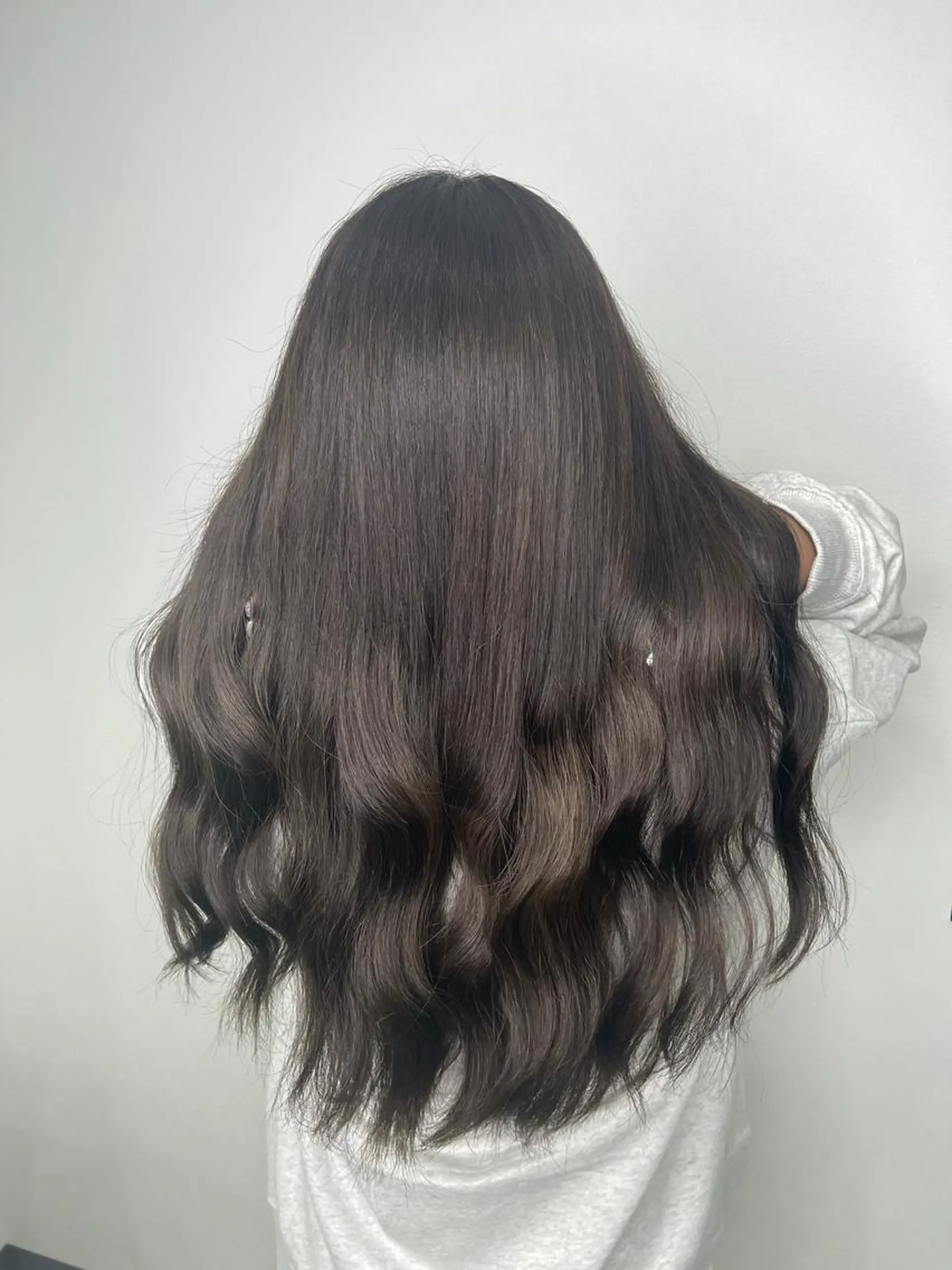 ロング カラー イルミナカラー トリートメント ヘアカラー トリートメント &chaLme   心斎橋所属・emi/髪質改善/ 韓国風/艶カラーのヘアスタイル