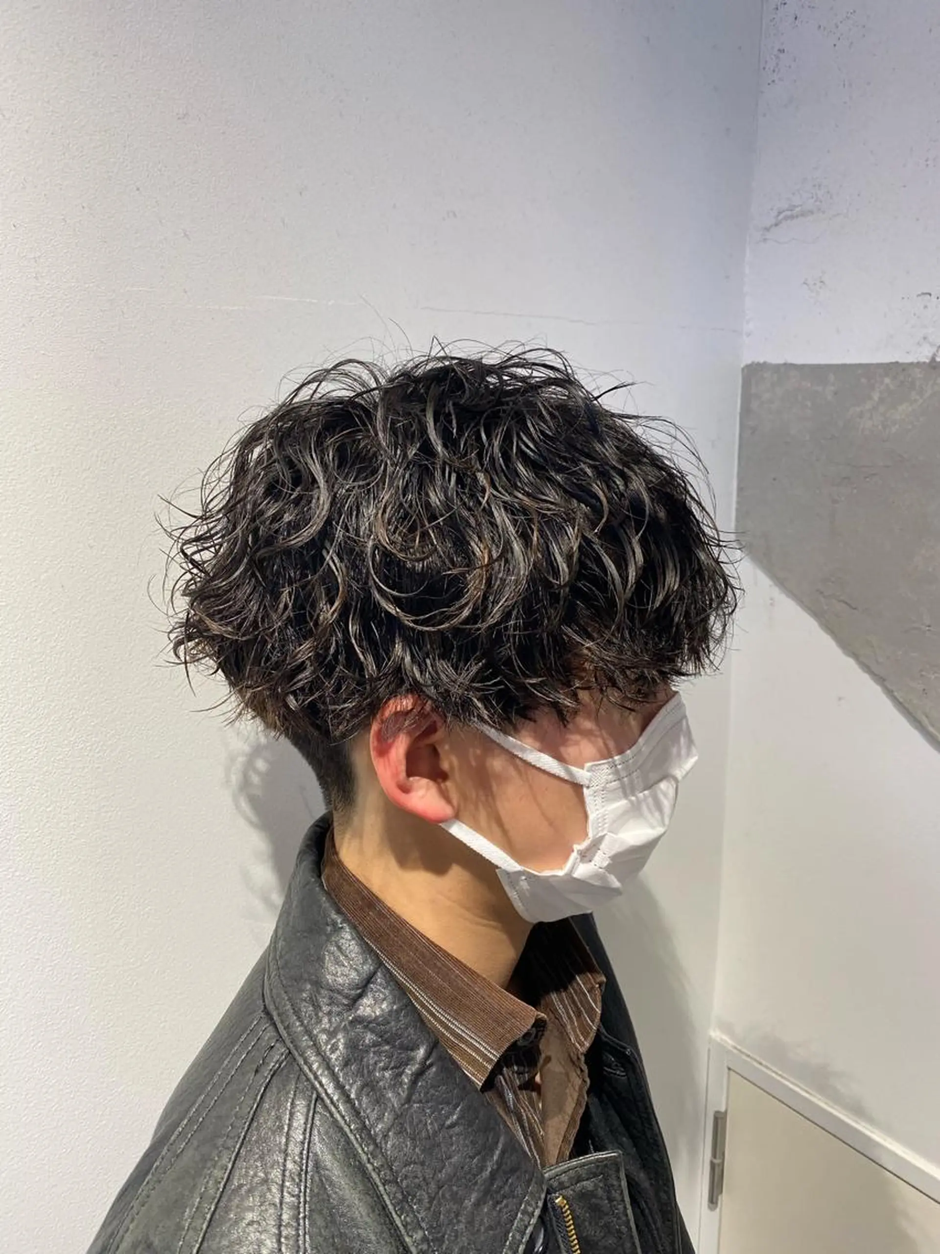 パーマ メンズ カット パーマ 新宿【メンズパーマ】 塩澤太一のヘアスタイル