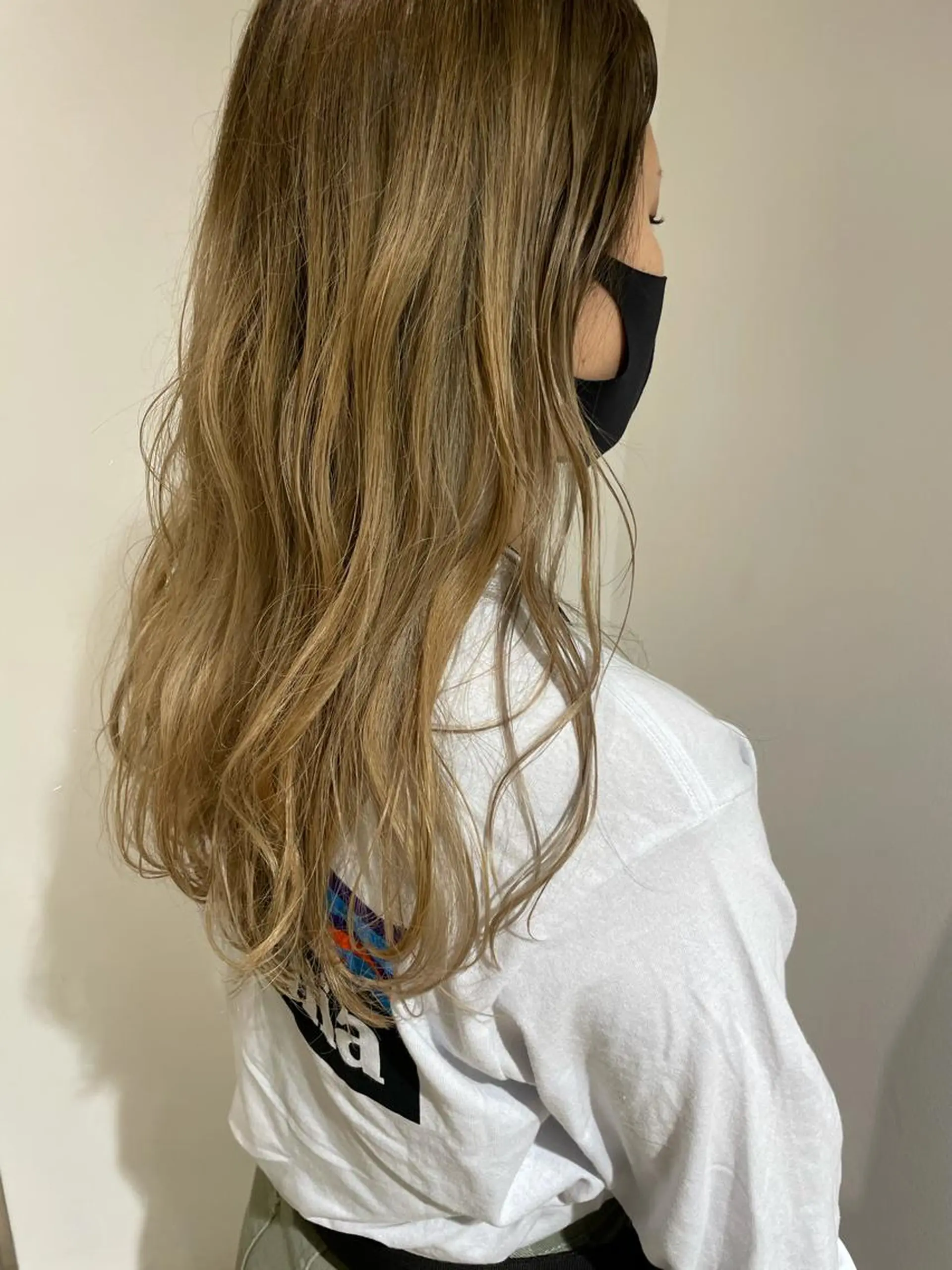ロング ブリーチ/レイヤー 🌻Mutsumiのヘアスタイル