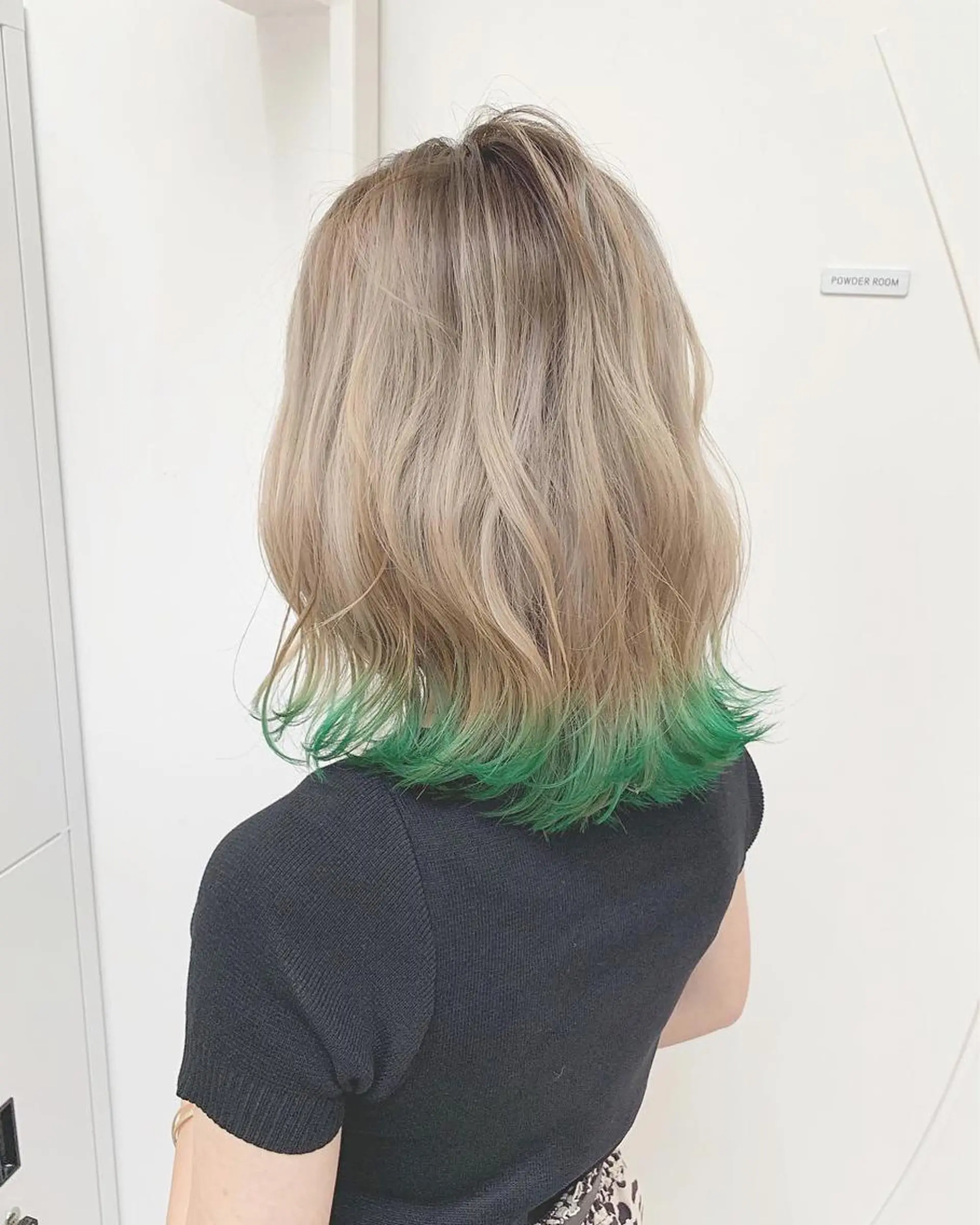 ショート カラー ブリーチ インナーカラー/天神 ブリーチ/吉田のヘアスタイル