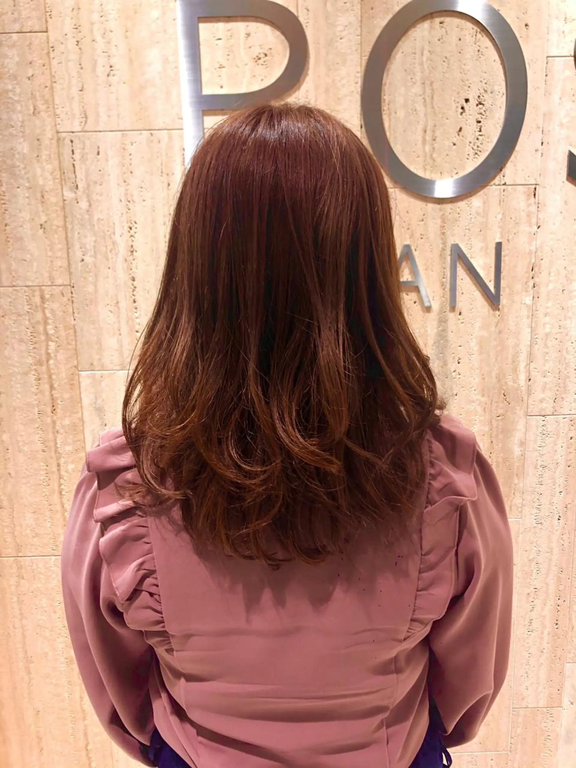 ロング カラー ブラウンカラー ピンクカラー ピンクブラウン カット パーマ トリートメント 高橋 芽衣のヘアスタイル