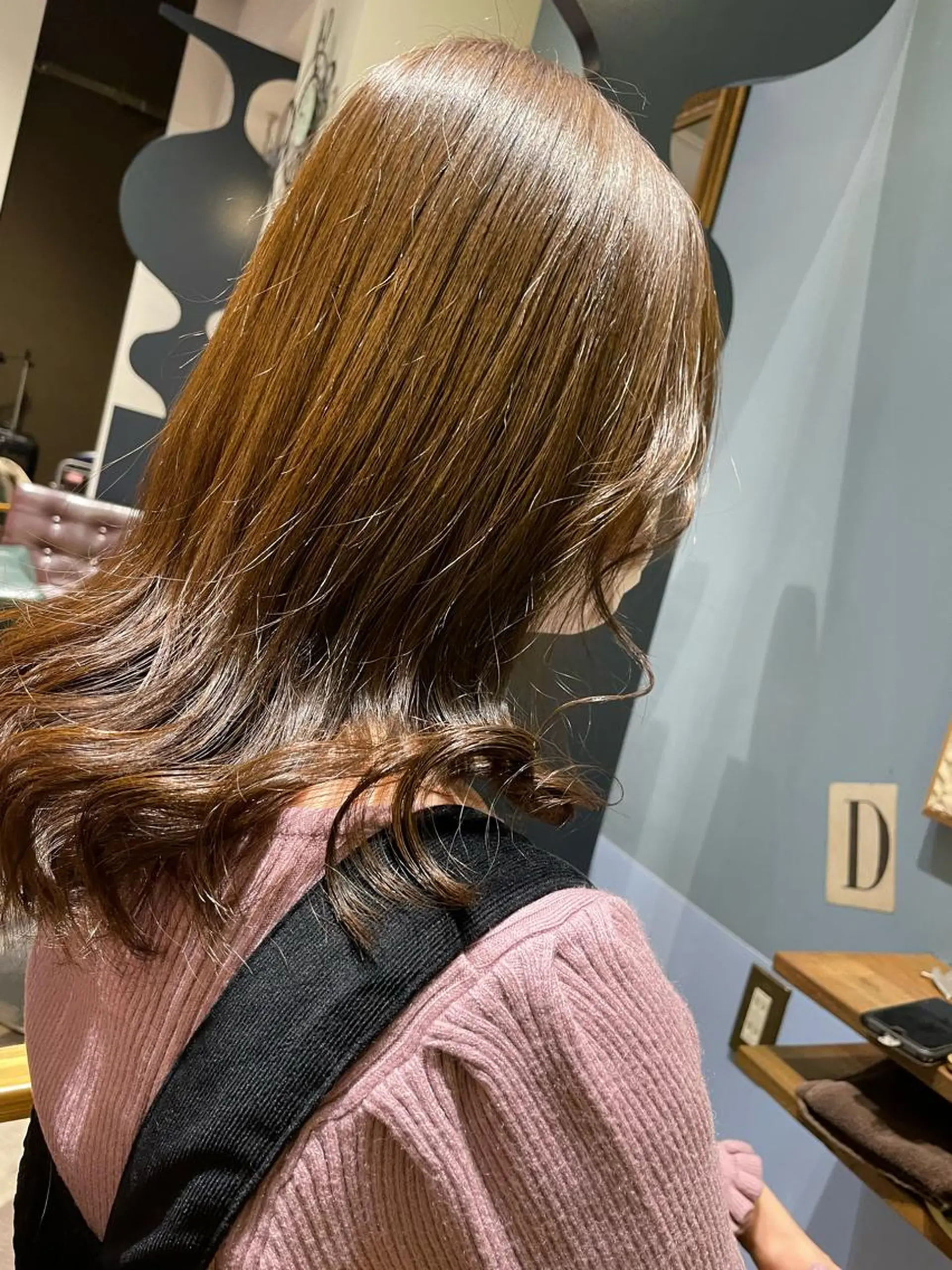 セミロング カラー 内藤 すずなのヘアスタイル