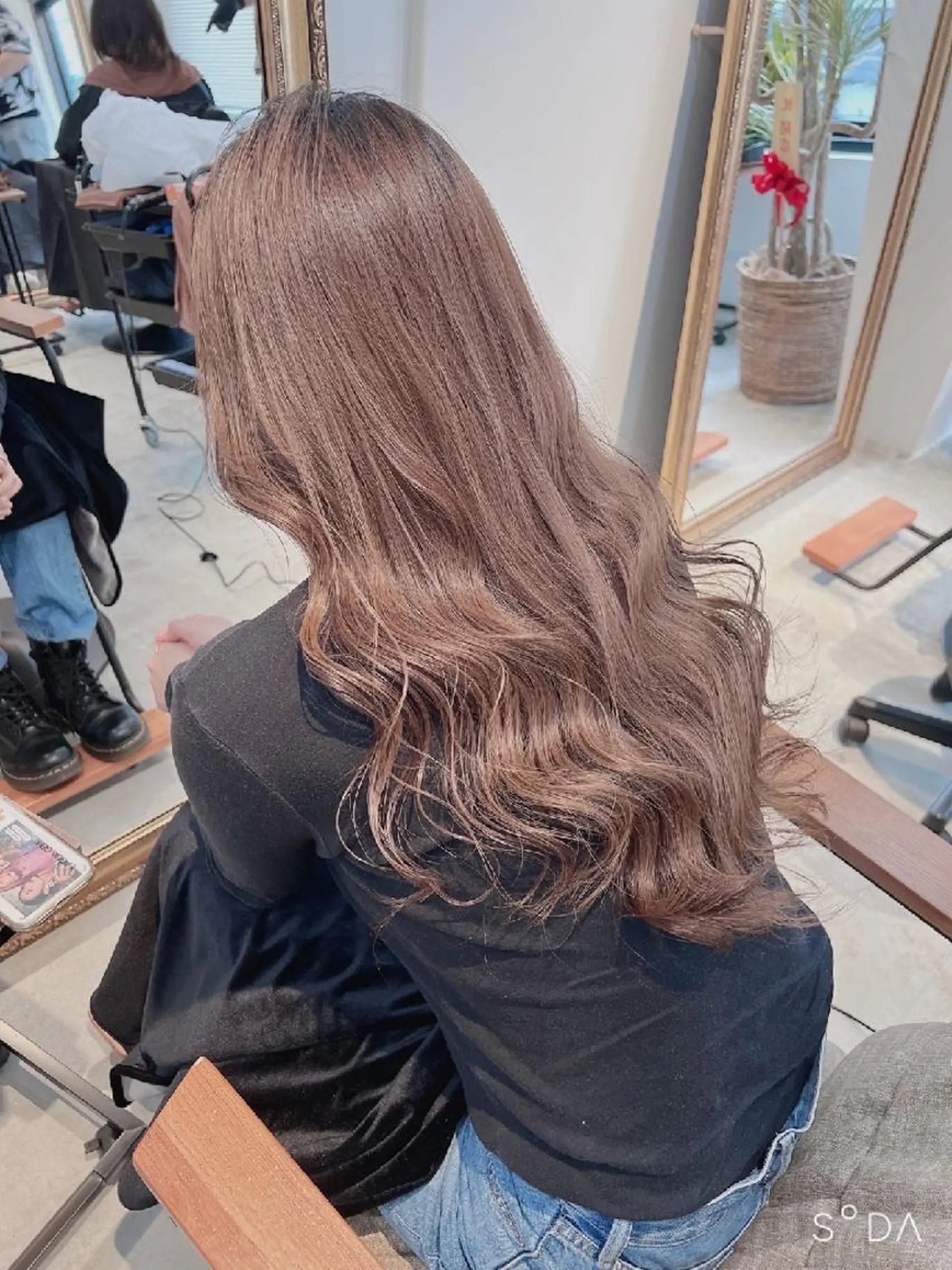 ロング Sherry 堀江店所属・ヘア＆ホワイトニング Sherry堀江店のヘアスタイル