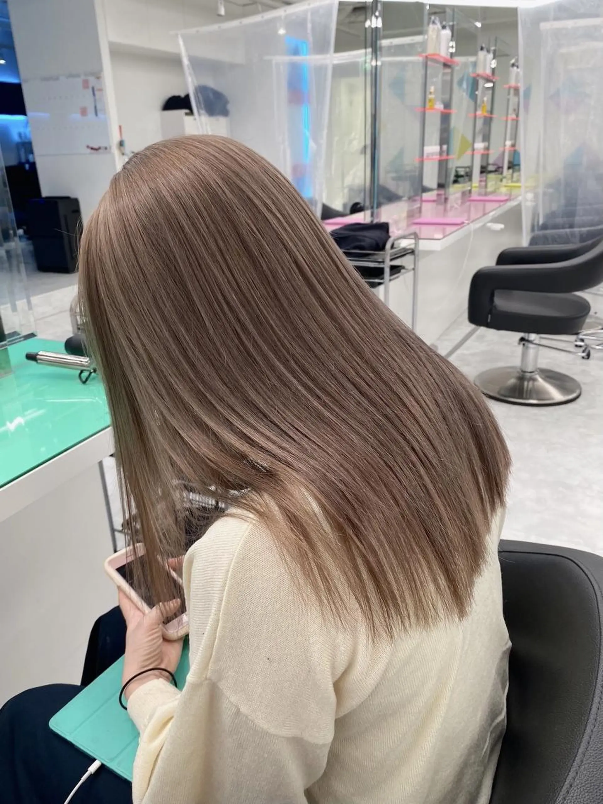 カラー ミディアム ベージュ‎/ダブルカ ラー/RINKA🎀のヘアスタイル