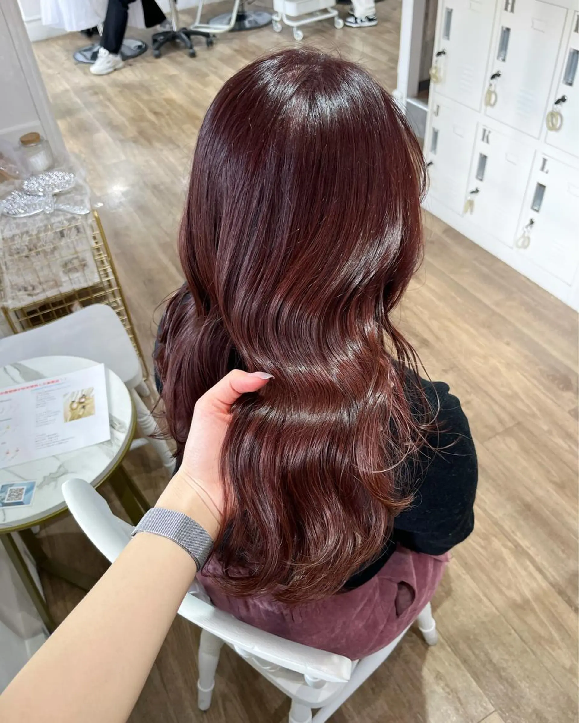 ロング カラー マツエク・マツパ ブリーチ ブリーチなしカラー ヘアカラー トリートメント 𝗺𝗶𝗸𝘂♡ 似合わせ🎀のヘアスタイル