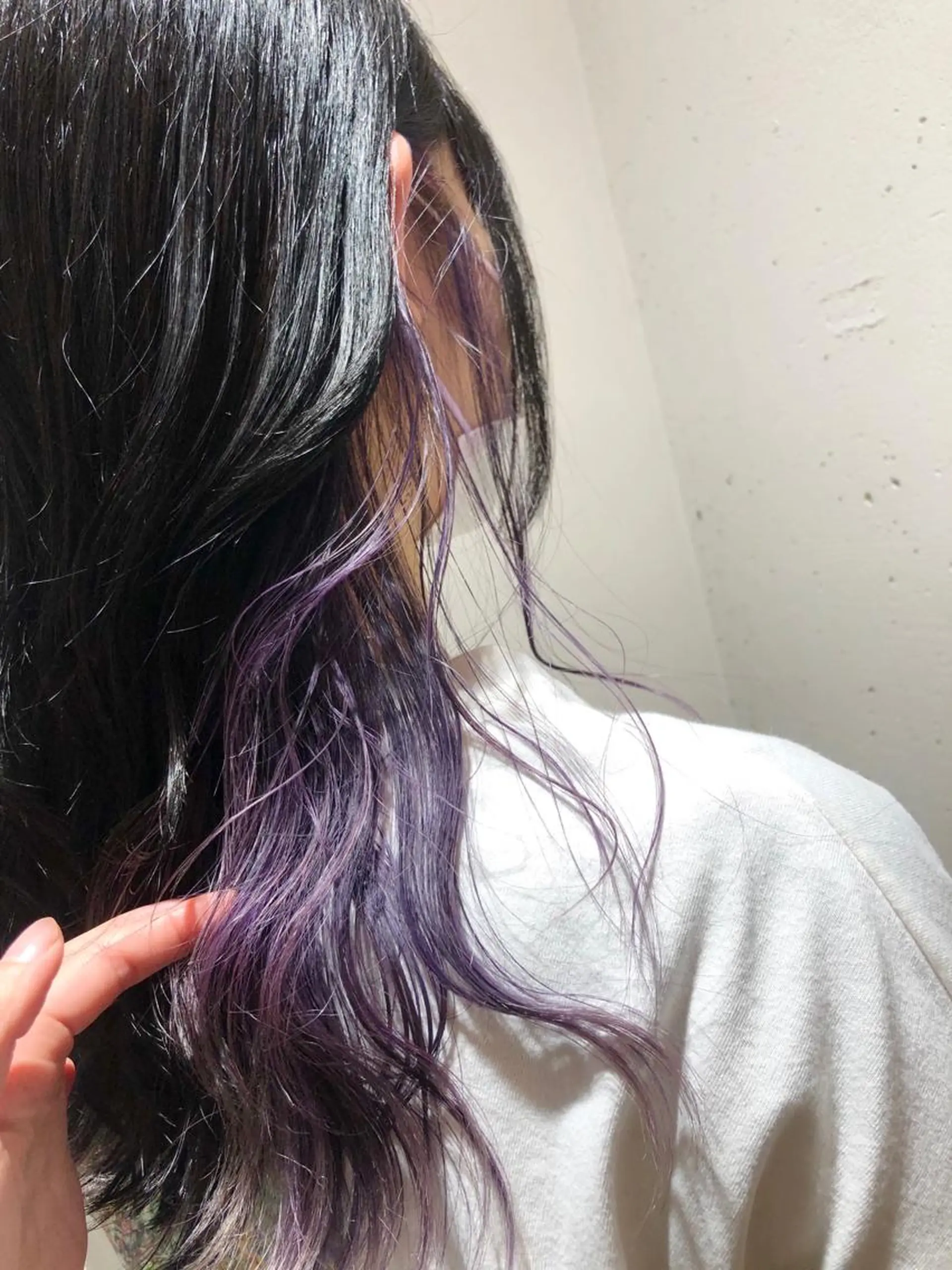 ロング カラー インナーカラー バイオレットカラー tomoka 推しカラーのヘアスタイル