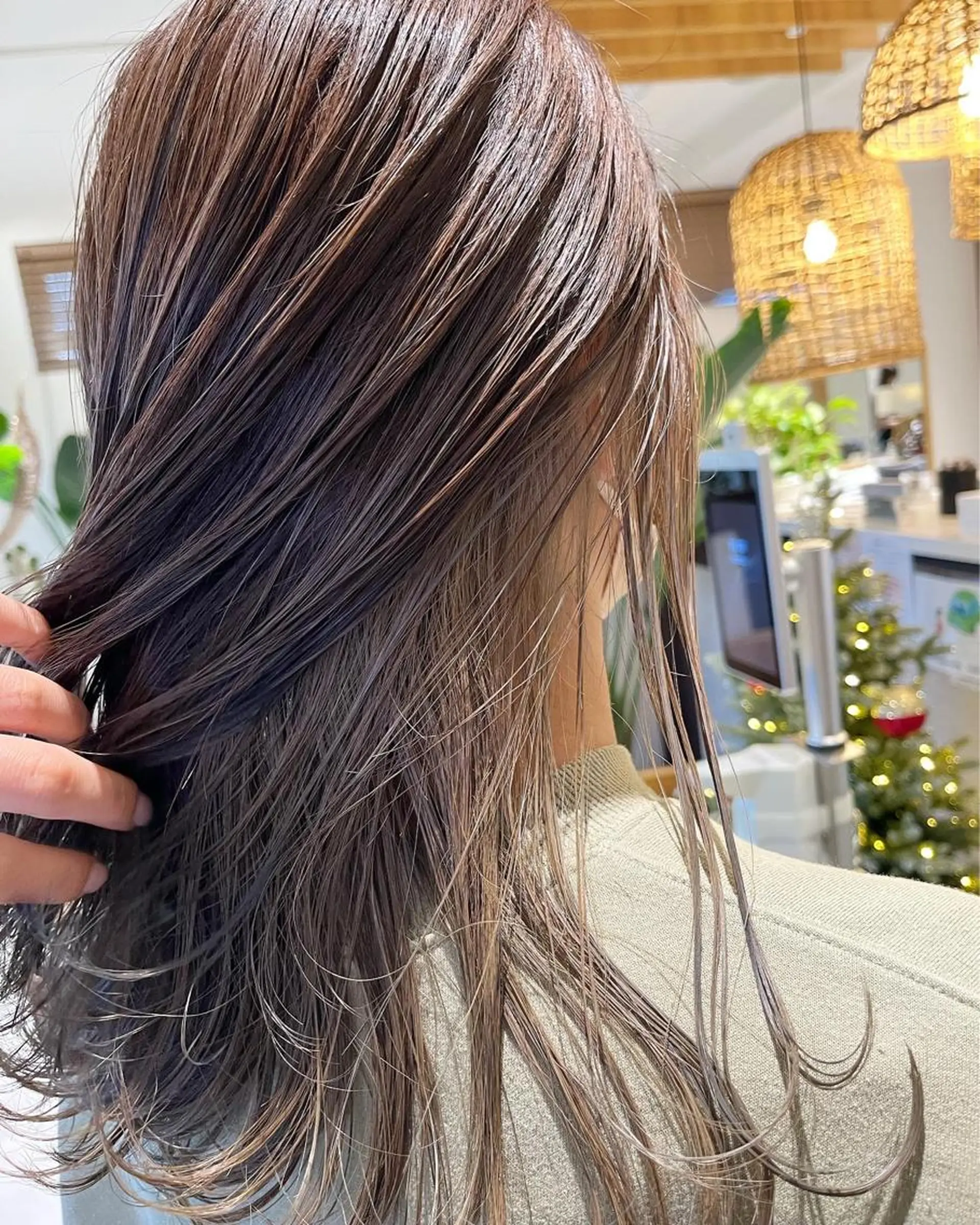 セミロング ヘアカラー 和田 琉々香のヘアスタイル