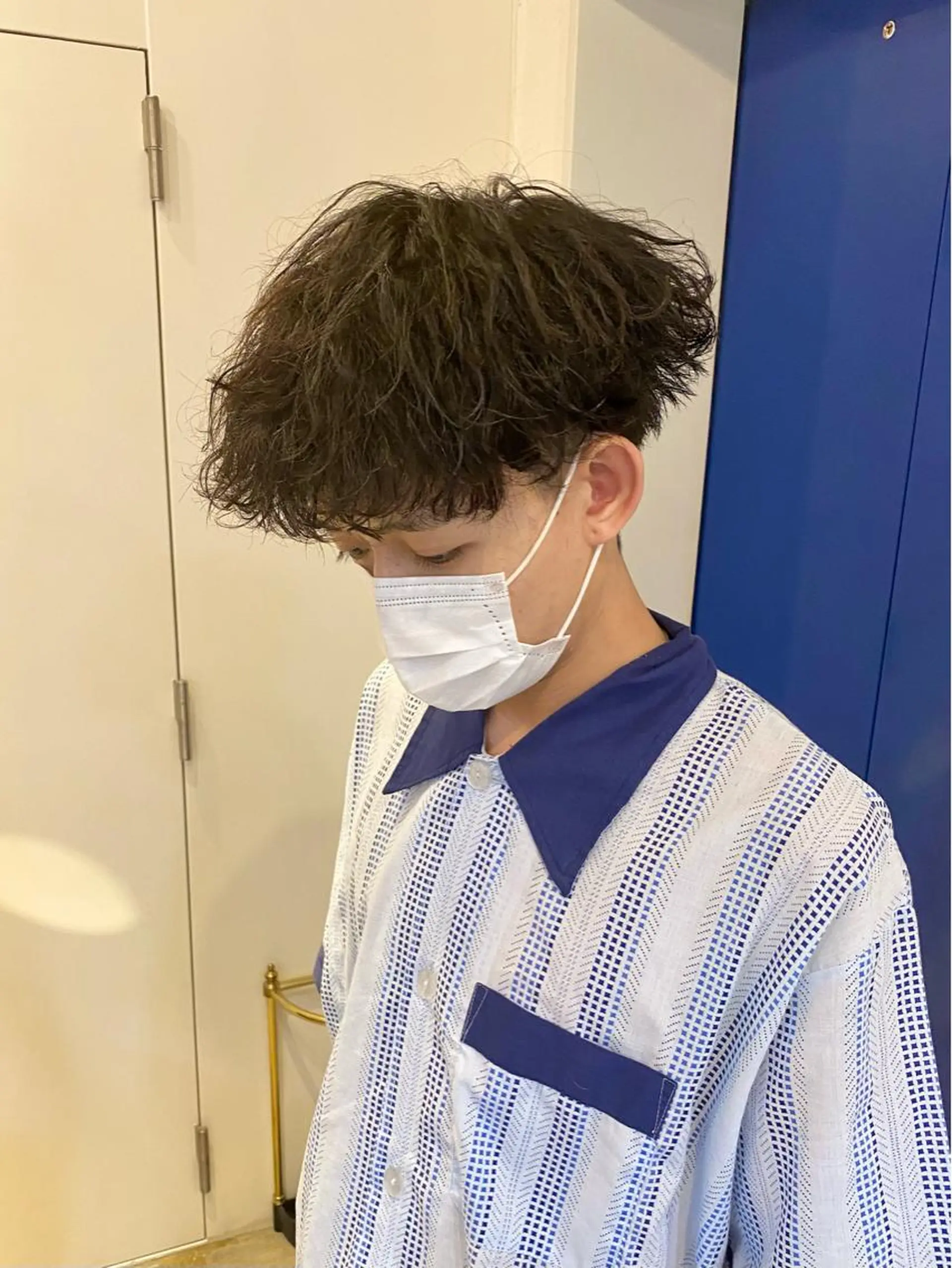 ショート パーマ メンズ 波巻きパーマ JINKIメンズ特化 メンズカットパーマのヘアスタイル