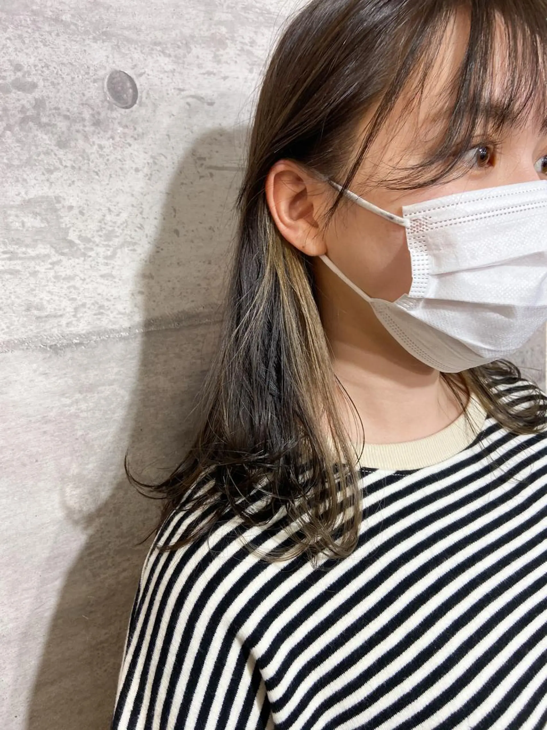 セミロング カラー アッシュ ベージュカラー 透明感カラー ココアベージュ イヤリングカラー カット ヘアカラー 岡本康平/ボブ /ブリーチ/レイヤーのヘアスタイル