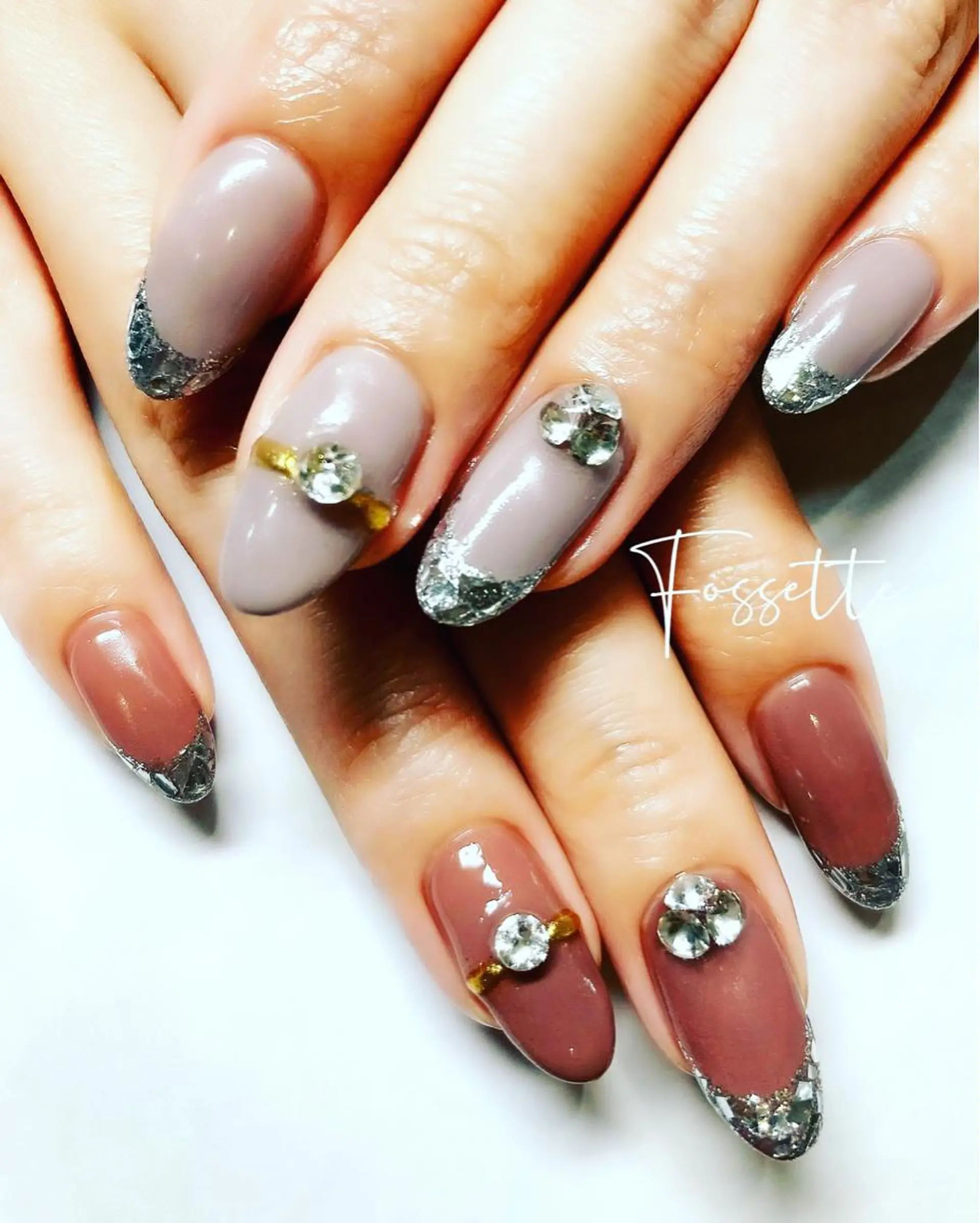 ネイル フレンチネイル ガラスフレンチ nailsalon Fossetteのネイルデザイン