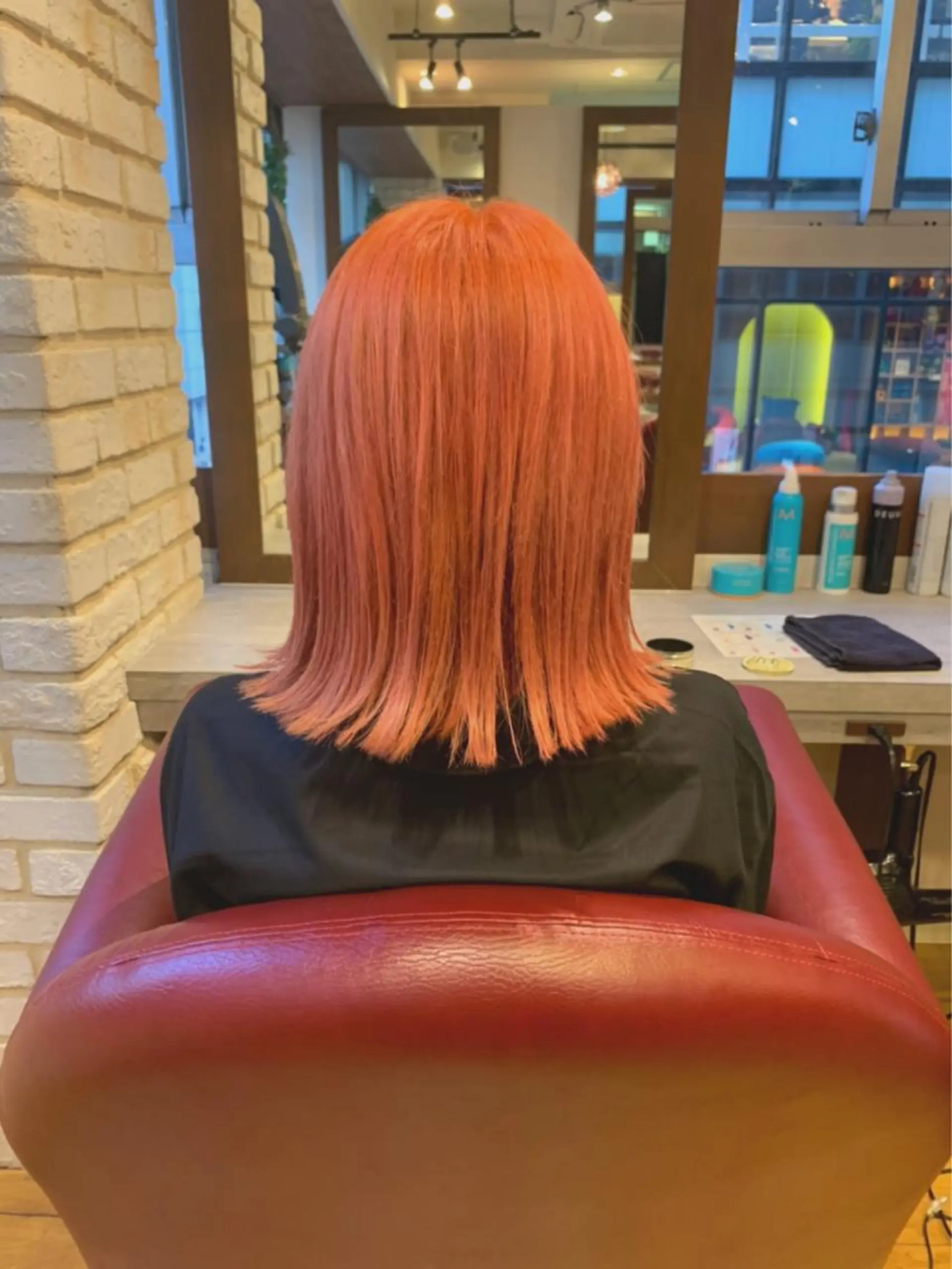 ミディアム カラー ブリーチ SALOWIN GINZA所属・✨ツヤ髪デザイナー ✨ひかり✨のヘアスタイル