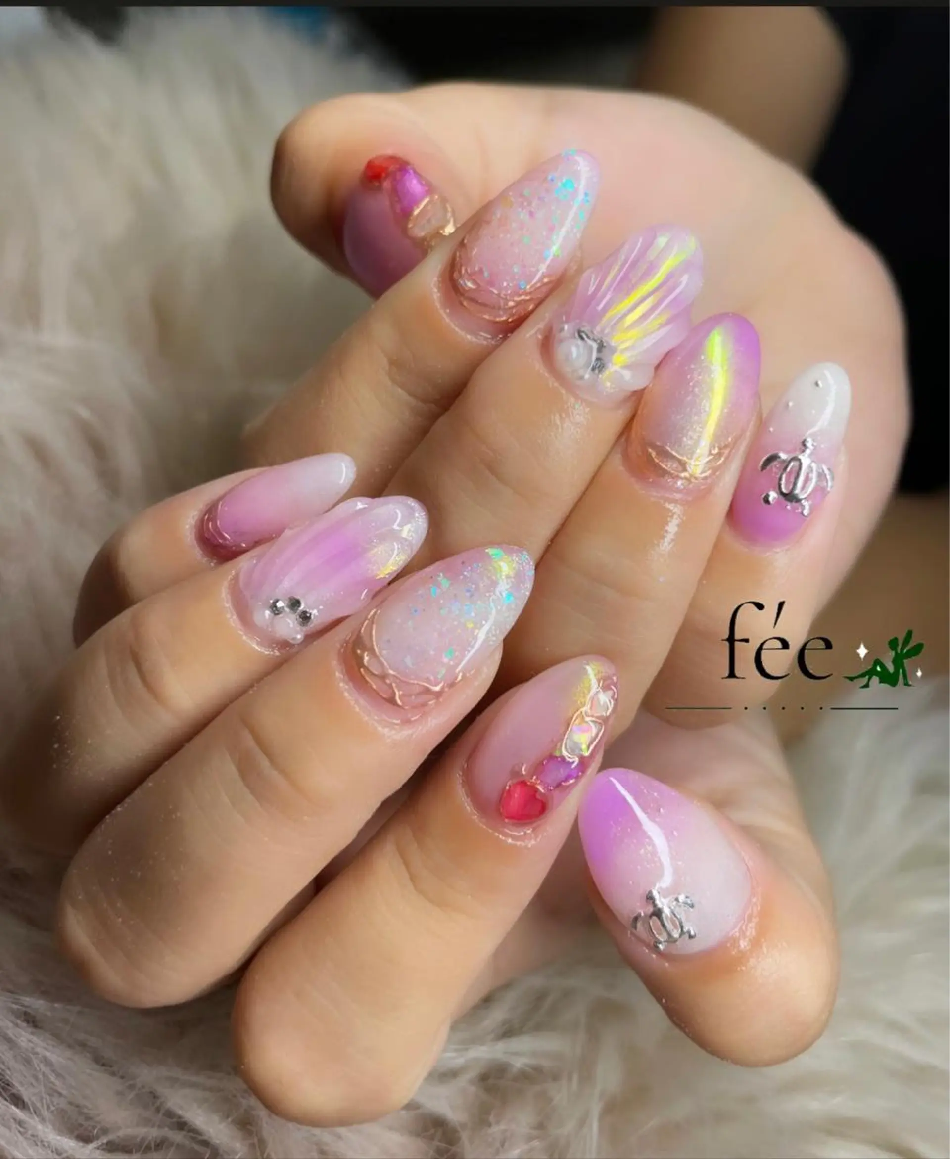 ネイル フットネイル ジェルネイル マグネットネイル ミラーネイル パラジェル ハンドネイル nail salon fee（フィー）のネイルデザイン
