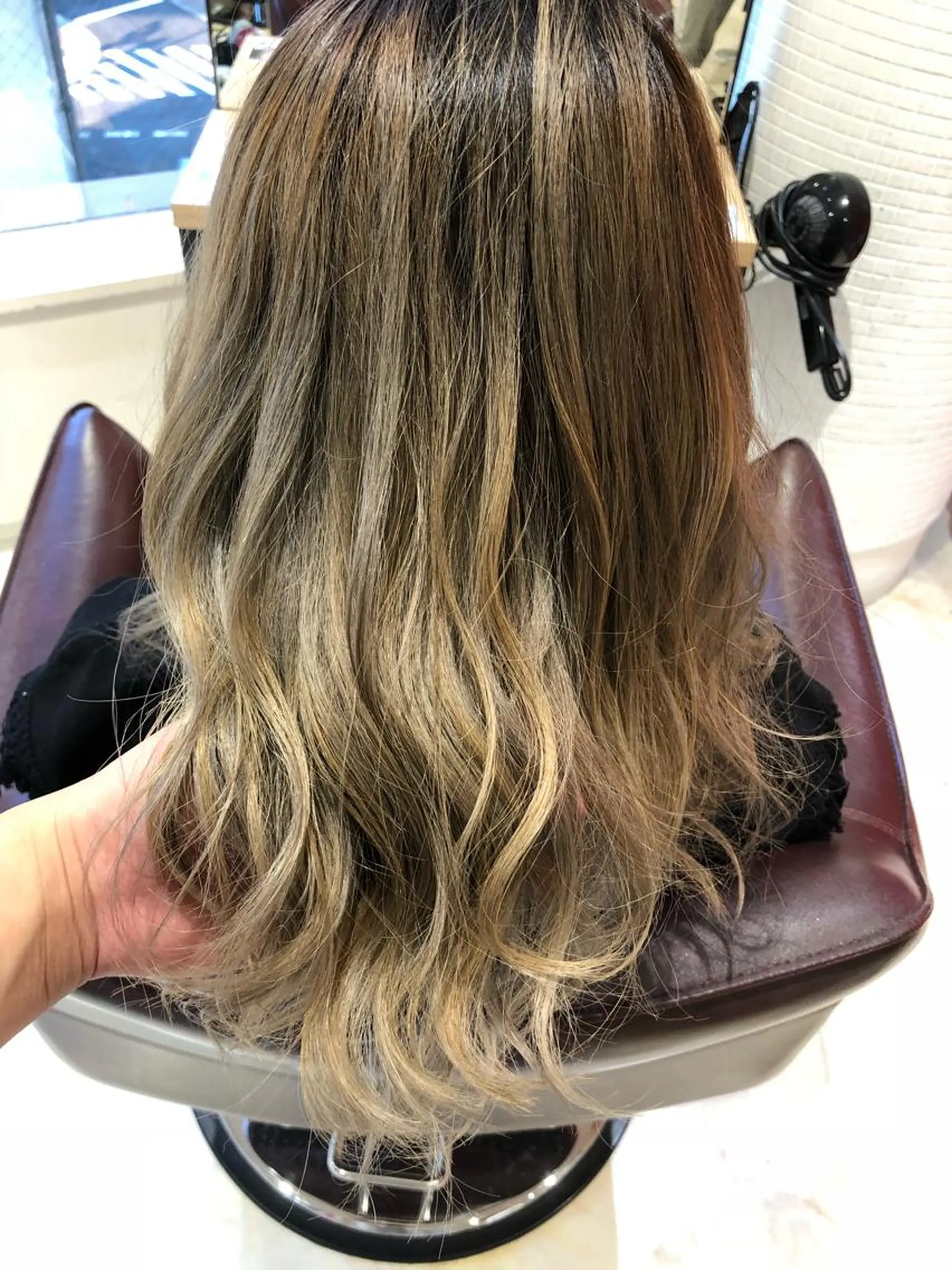 ロング カラー ダブルカラー Ling K所属・古川 華那のヘアスタイル