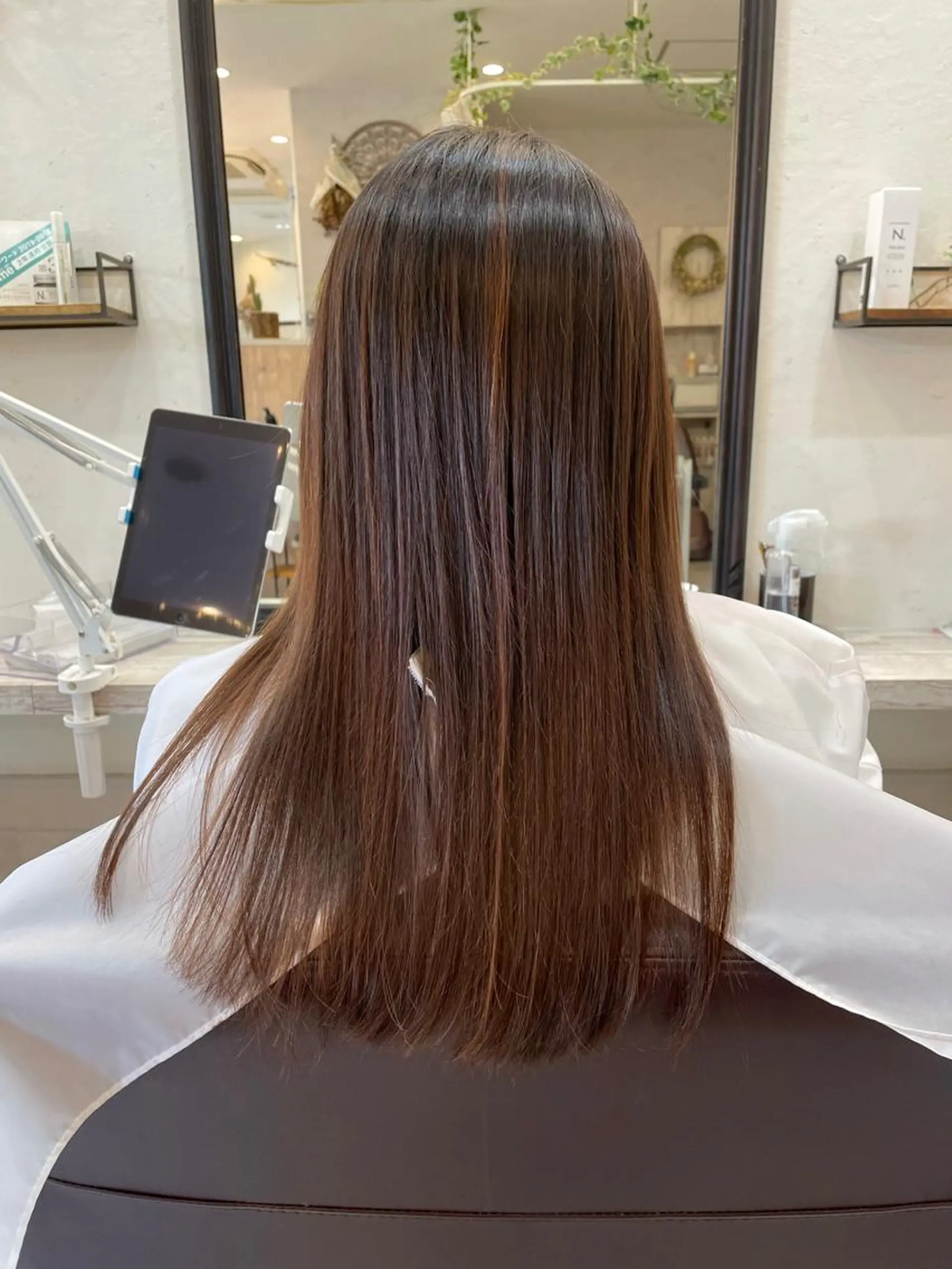 ロング 縮毛矯正 fleur所属・津田 あかねのヘアスタイル