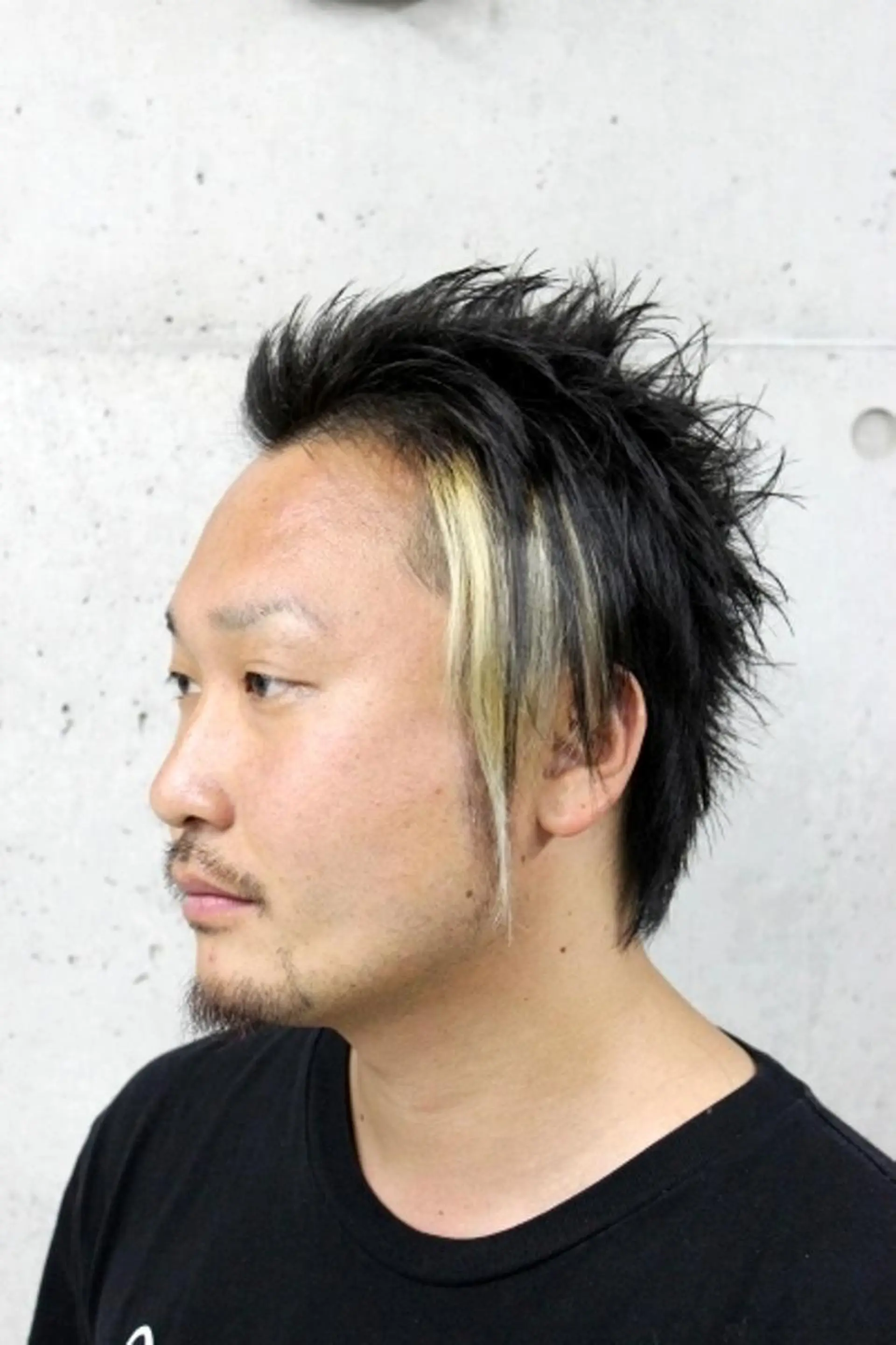 ショート カラー メンズ メンズメッシュ メッシュ 村上 貴徳のヘアスタイル