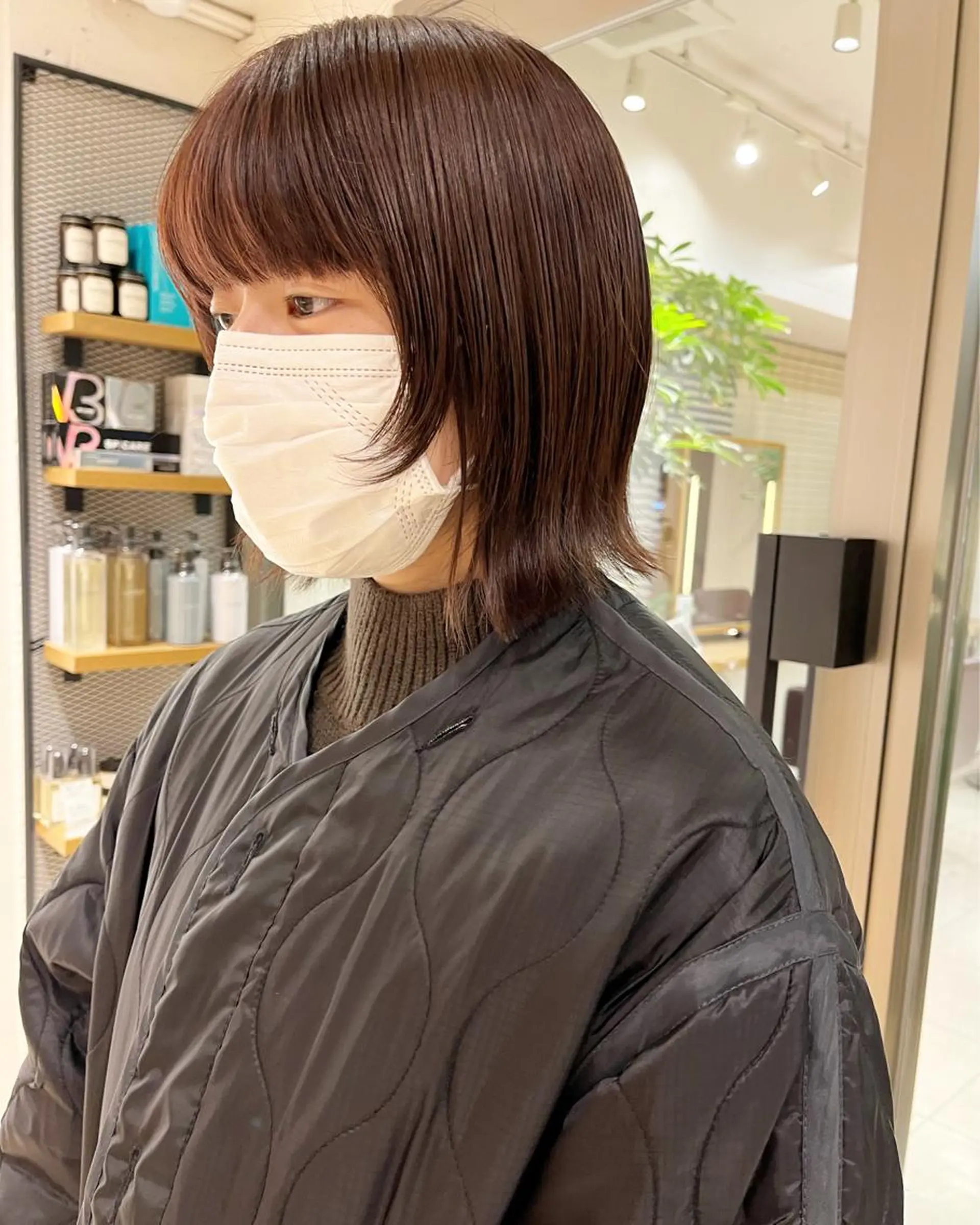 ミディアム カラー ヘアアレンジ ベージュカラー カット ヘアカラー トリートメント ヘアセット 🌷ボブ/髪質改善 ストレートのヘアスタイル