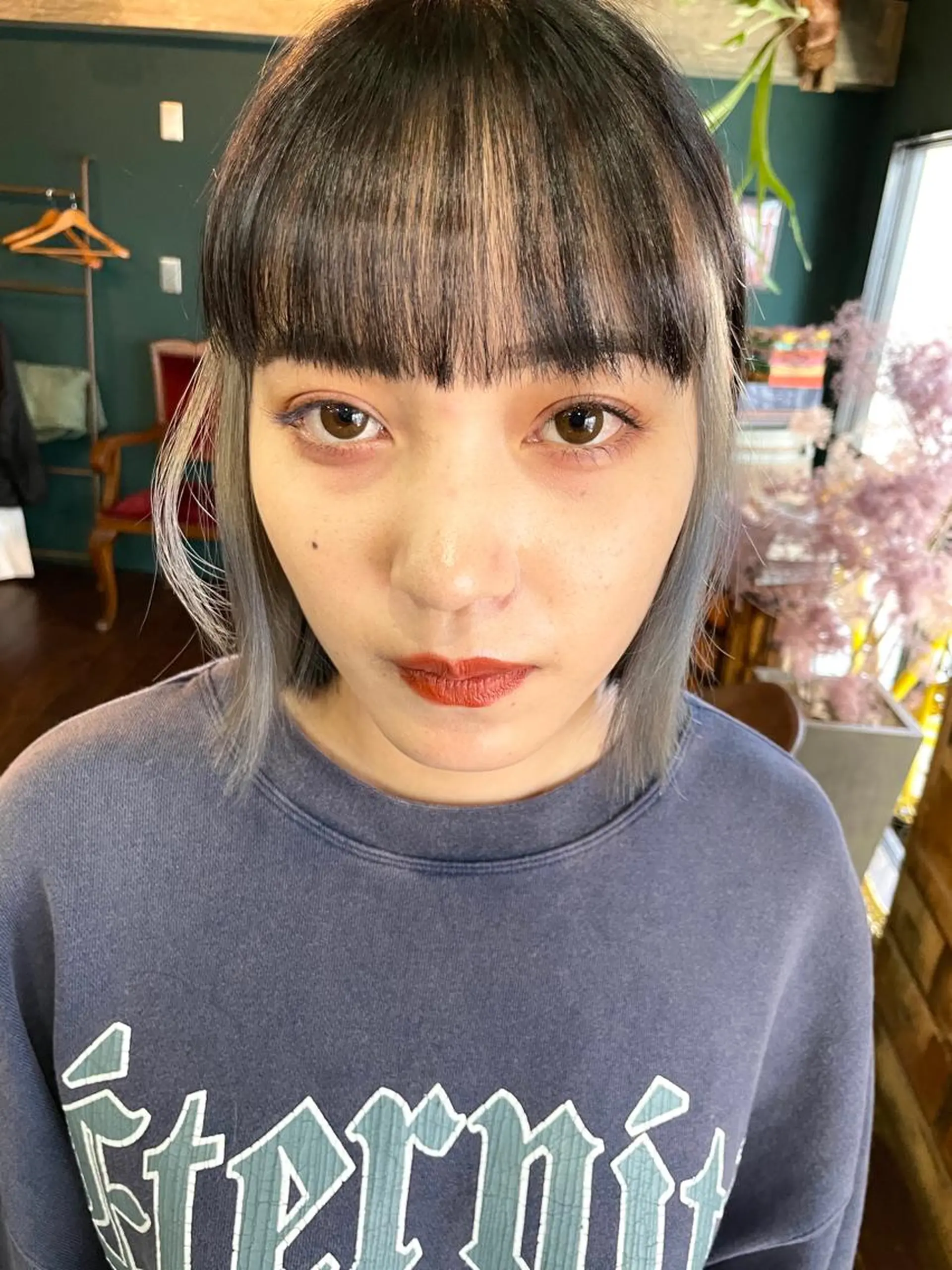 ミディアム カット ヘアカラー トリートメント vivre libre所属・vivre libreのヘアスタイル