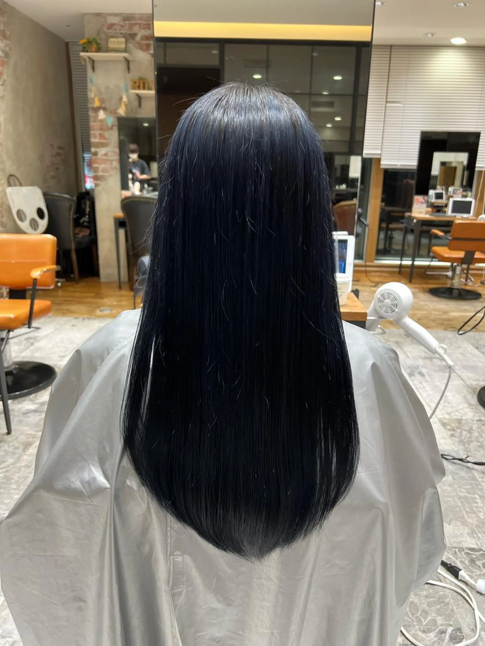 ロング カラー ヘアカラー トリートメント 透明感🫧 佐藤歩夢のヘアスタイル