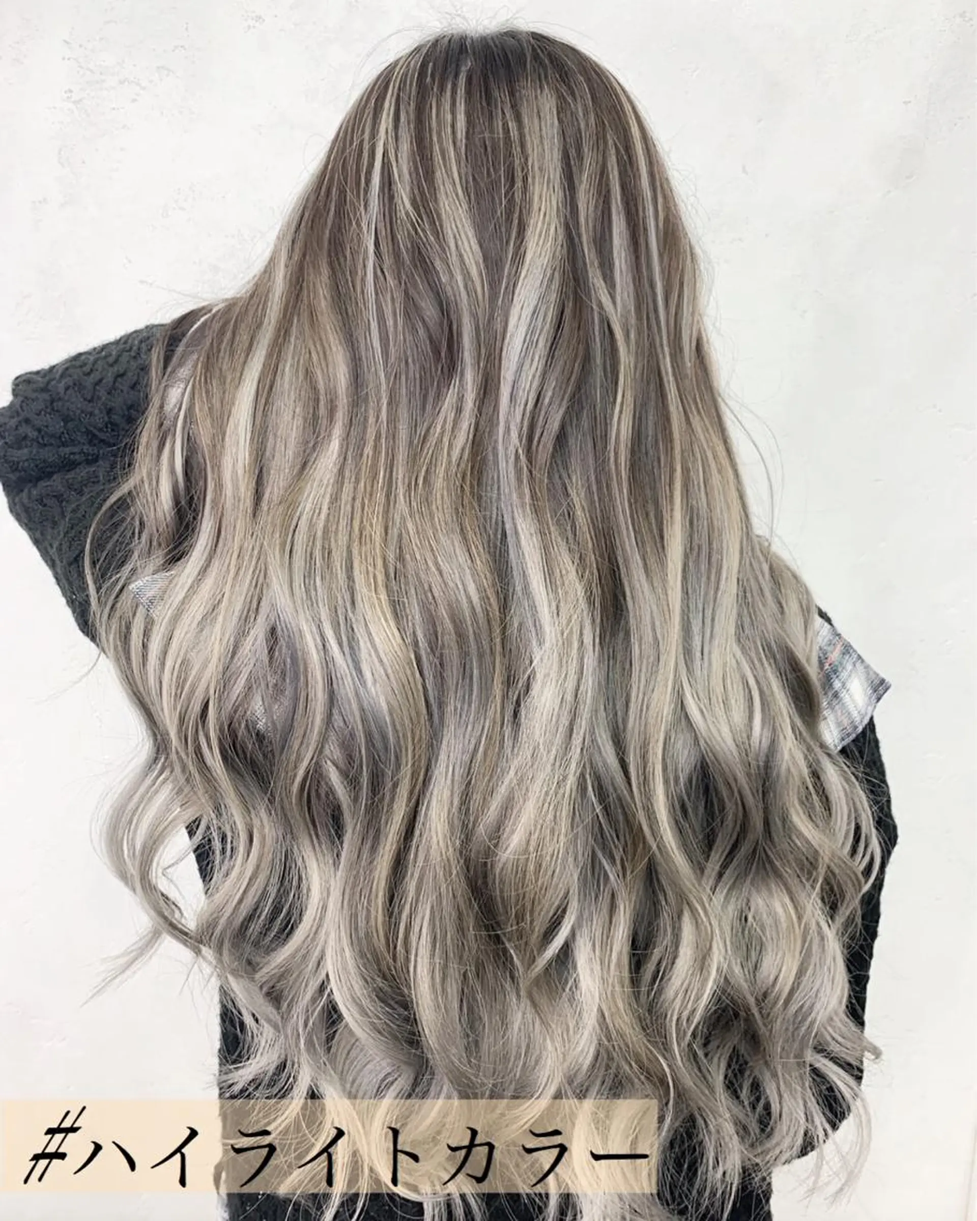 ロング カラー ヘアアレンジ グレージュ ハイライトカラー ハイライト ヘアカラー TATSUYA アートディレクターのヘアスタイル