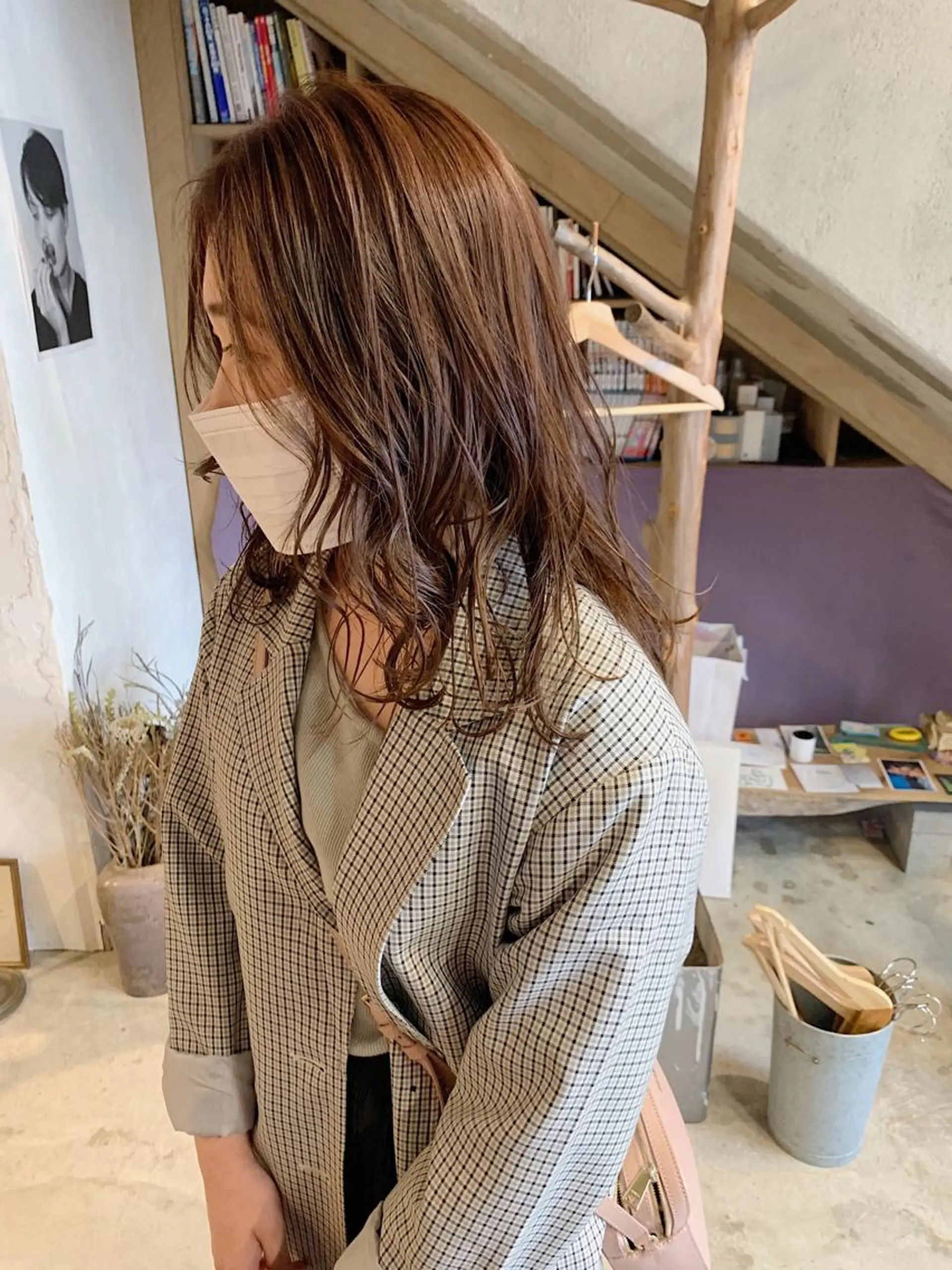 セミロング カラー レイヤーカット SALOWIN 名古屋所属・パーマ落とし/ パーマ特化/丹羽舜太のヘアスタイル