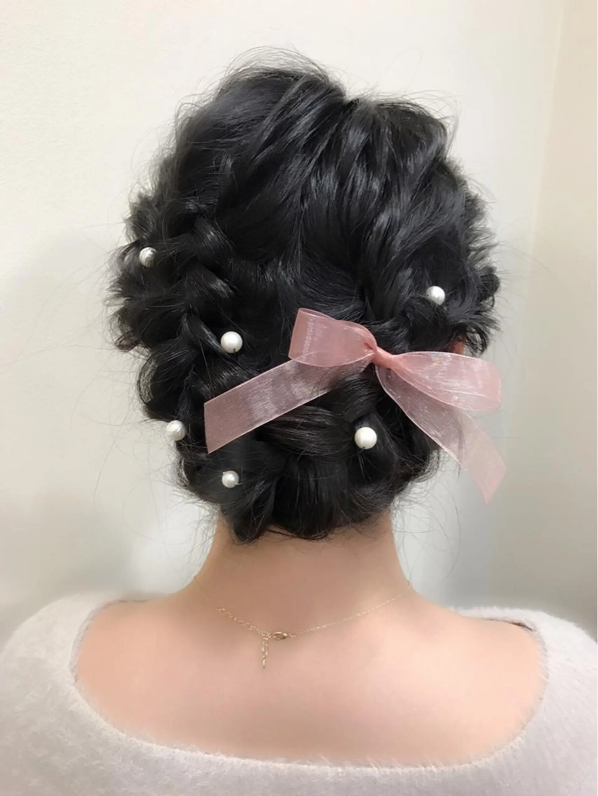 セミロング ヘアアレンジ 沢田 瞳のヘアスタイル