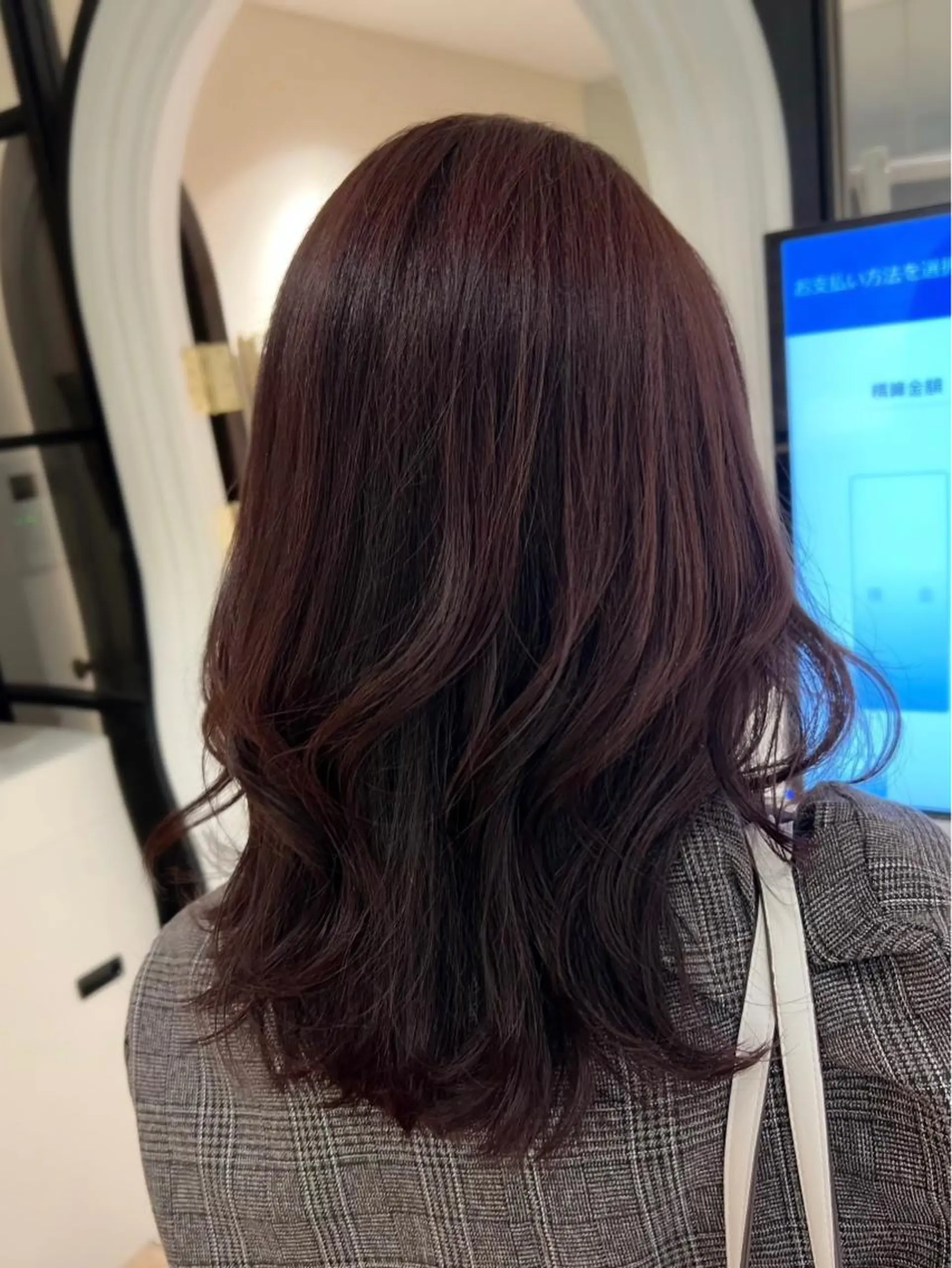 セミロング レイヤーカット カット ヘアカラー トリートメント 🧡くびれヘア/前髪 顔周り🧡久原結衣のヘアスタイル