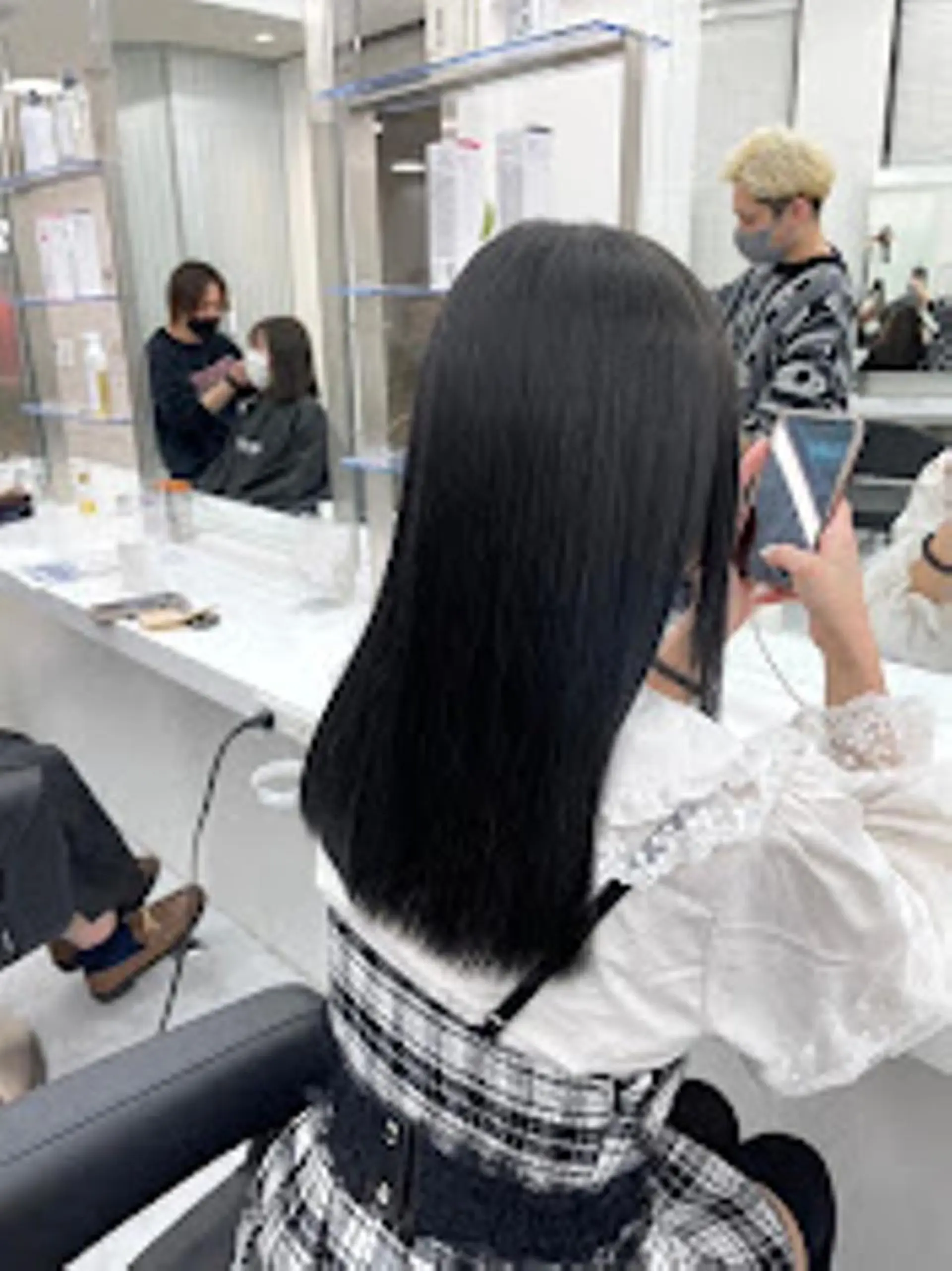 カラー 🪽THEATER 表参道🪽のヘアスタイル