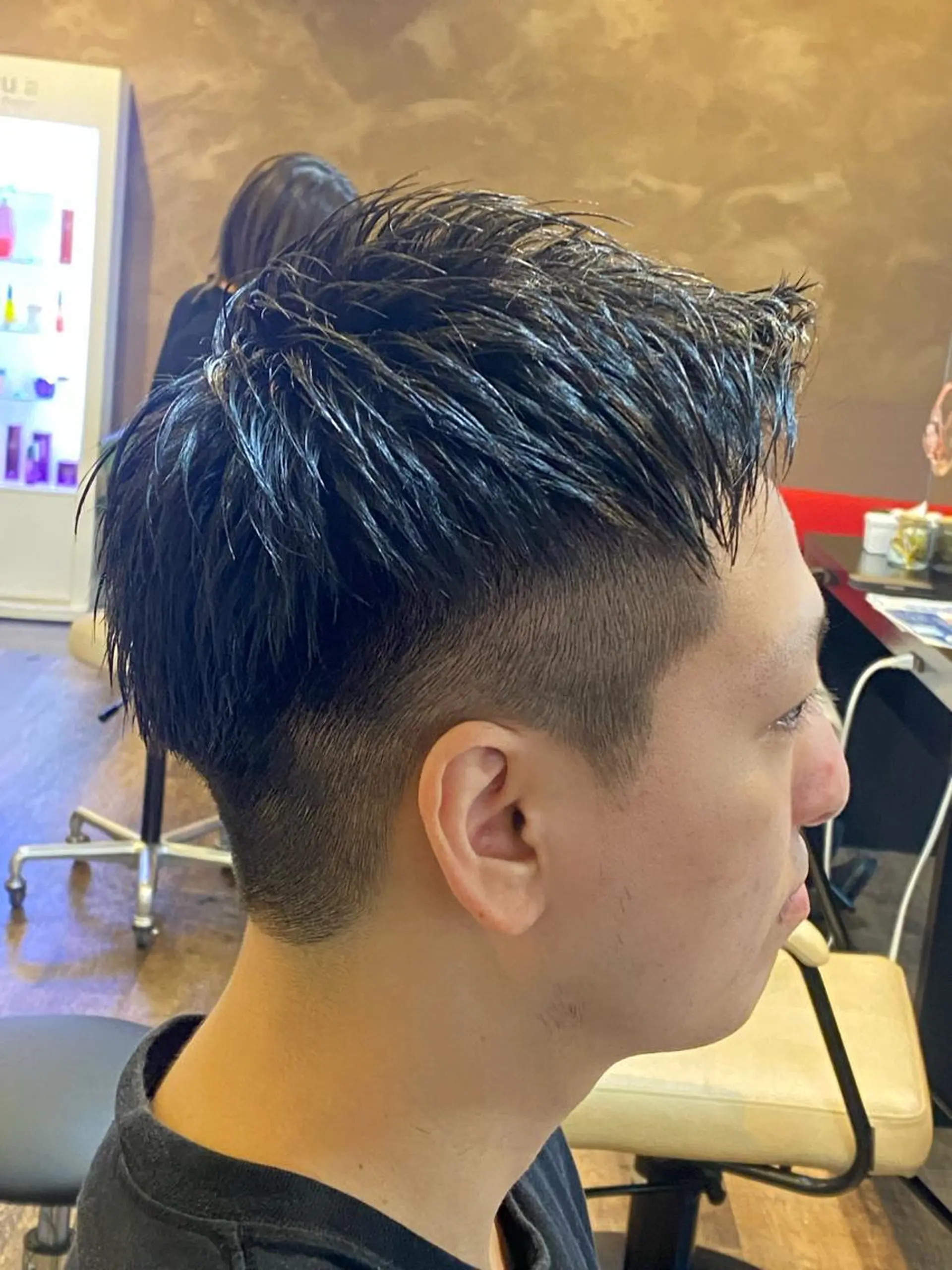 ショート メンズ アップバング ショートヘア カット STYLE所属・山本 勝巳のヘアスタイル