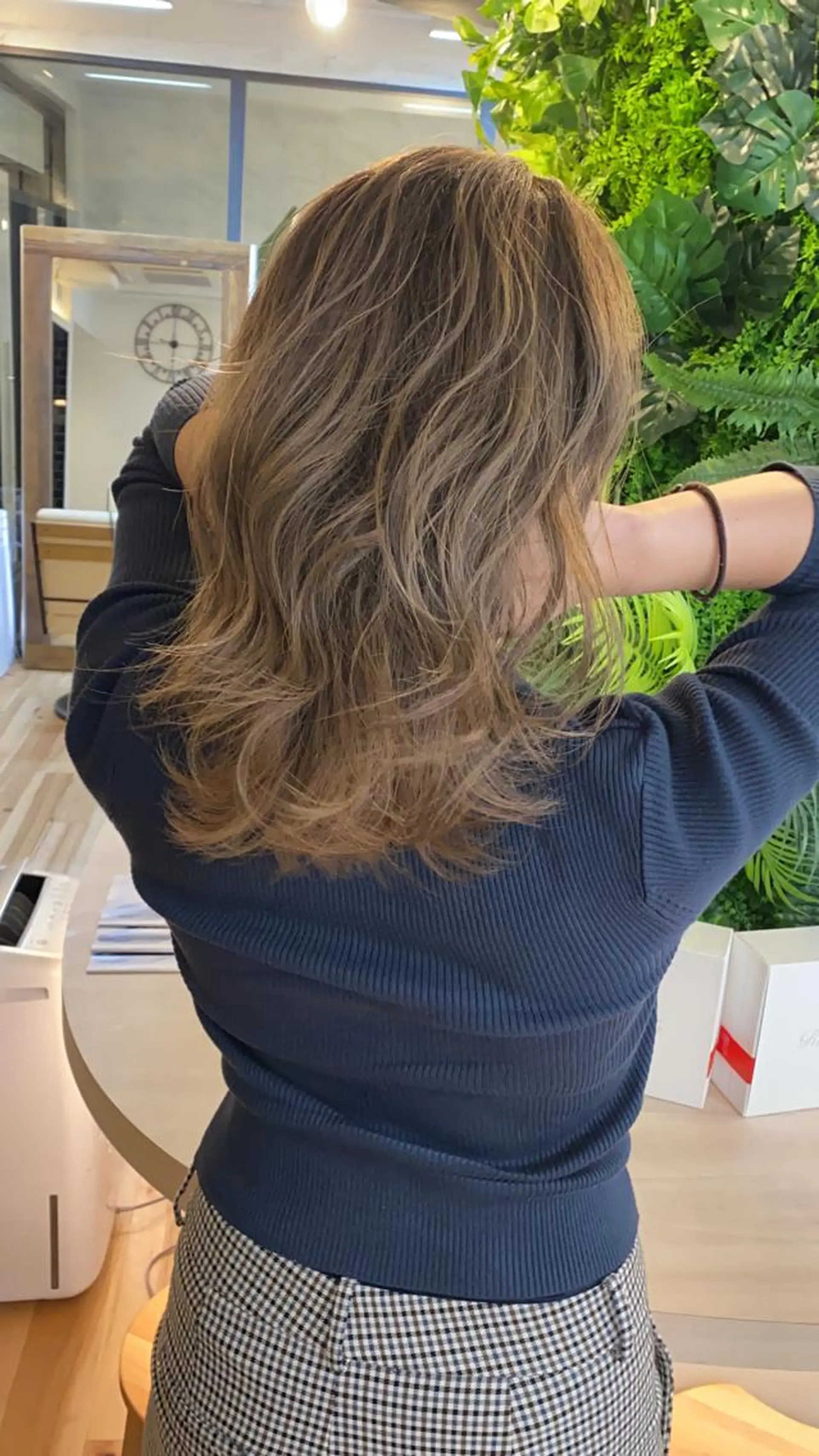 セミロング カラー 🎗大槻 武士🎗のヘアスタイル