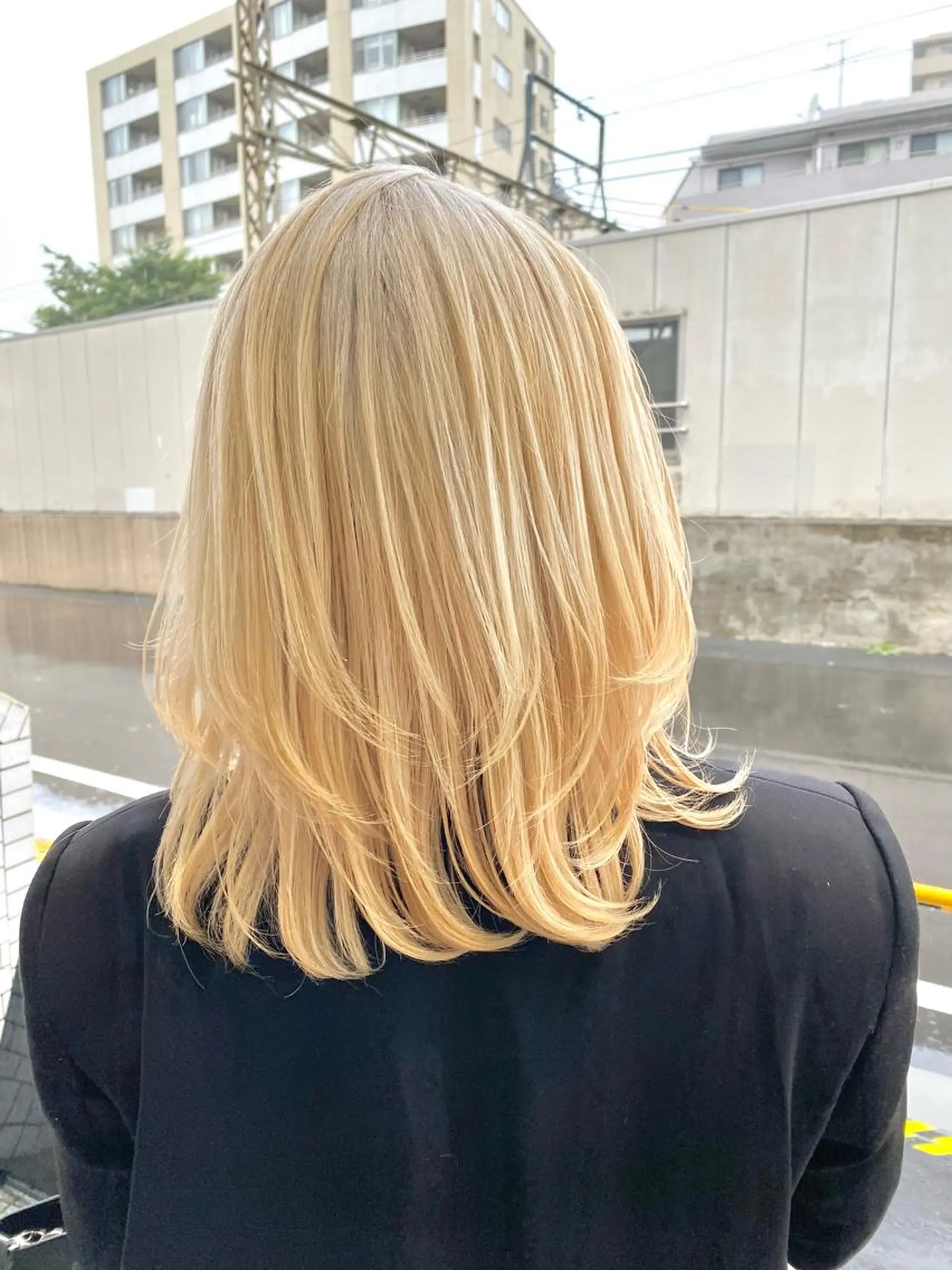 ミディアム カラー ブリーチ トリートメント ヘアカラー Crescere所属・小島 凜のヘアスタイル