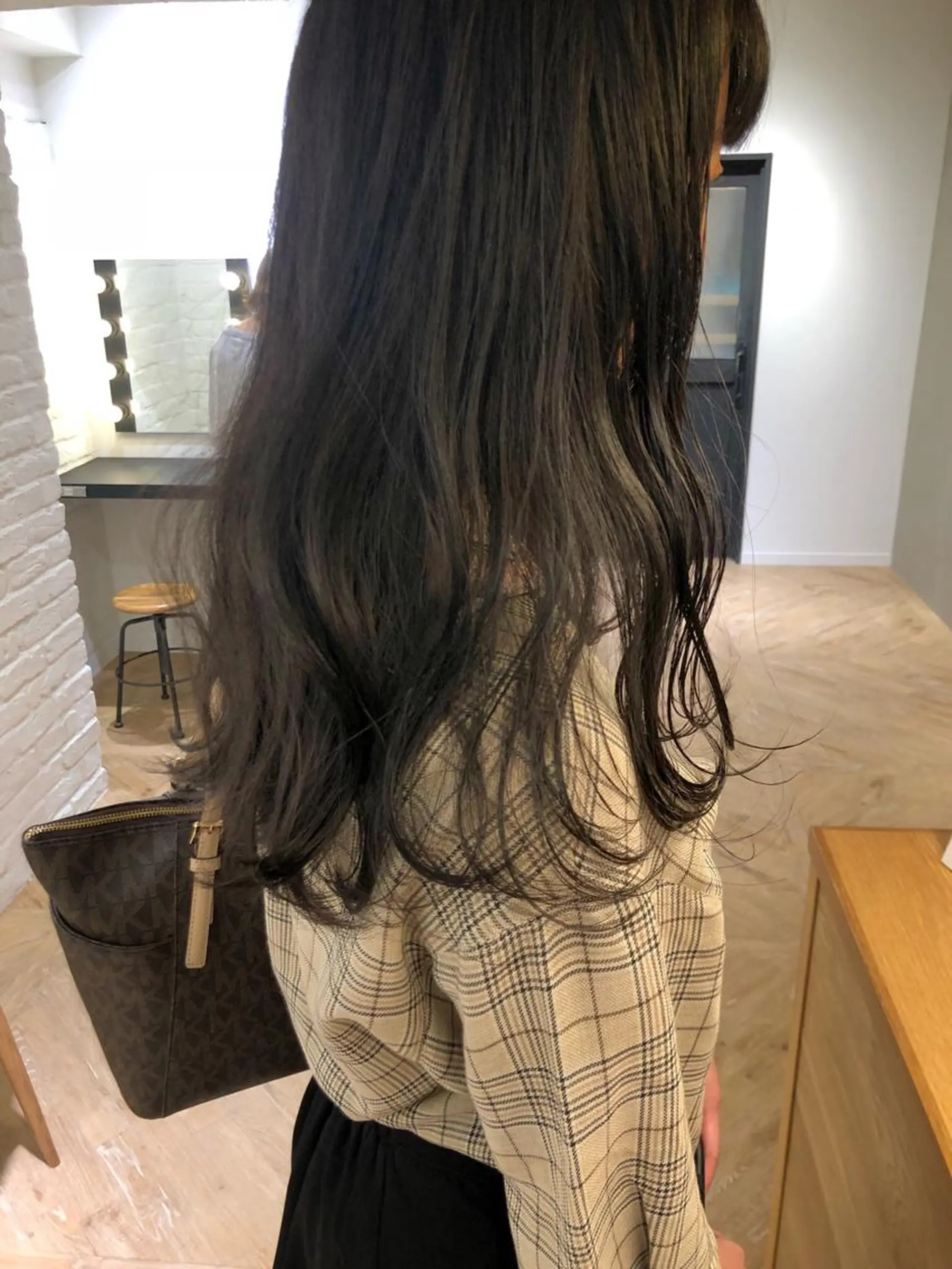 ロング カラー 🤍LOREN エリコ🌈のヘアスタイル