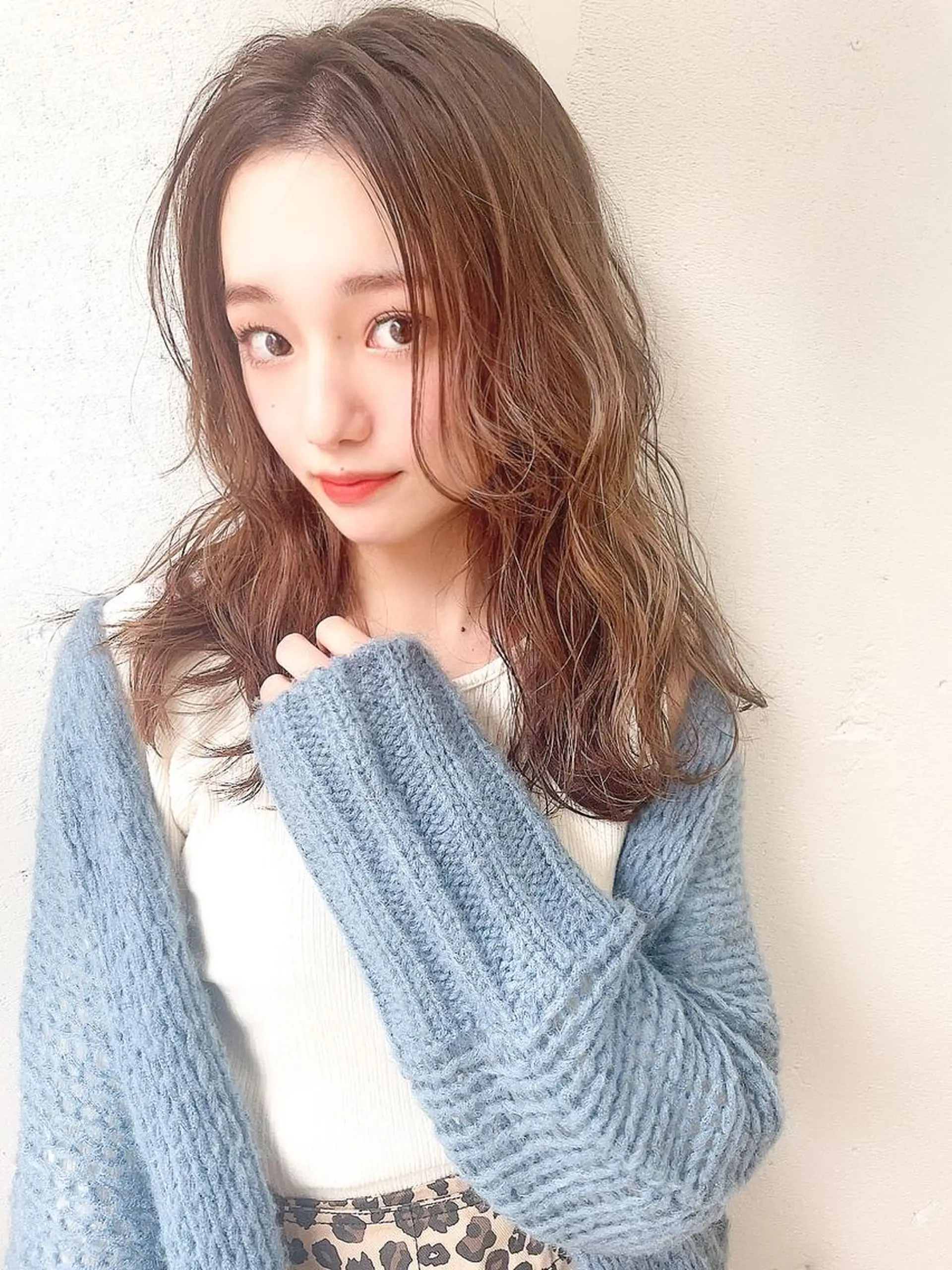 セミロング カット ヘアカラー トリートメント HAIR WORKS HELM所属・ショート✨ボブ✨代表 新田見美仁のヘアスタイル