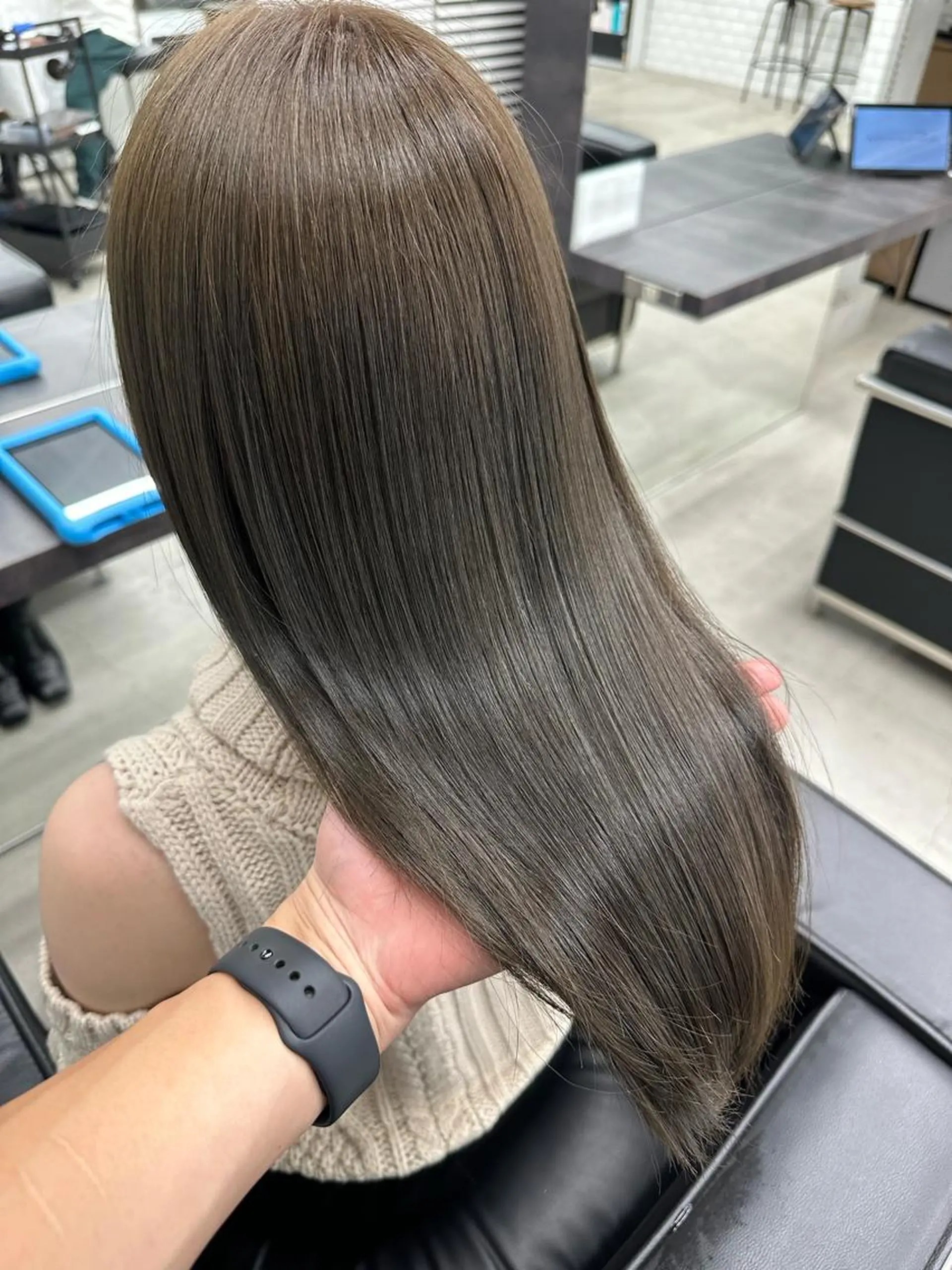 ロング カラー カット ヘアカラー トリートメント ✨大人韓国風レイヤー ✨吉原 潤✨のヘアスタイル