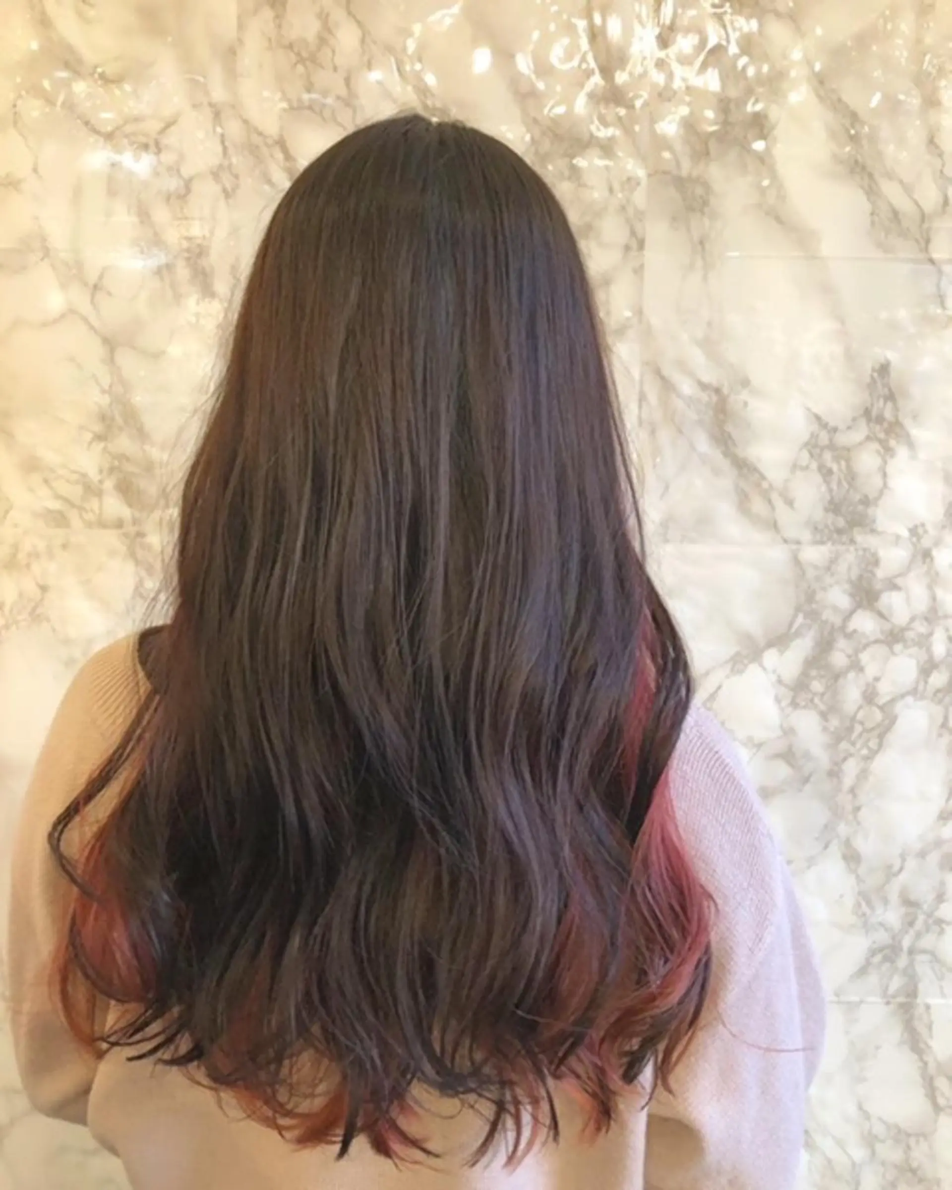 ロング カラー インナーカラー ピンクカラー 🟦西荻窪ハイトーン 艶髪Yu-Ji🟦のヘアスタイル