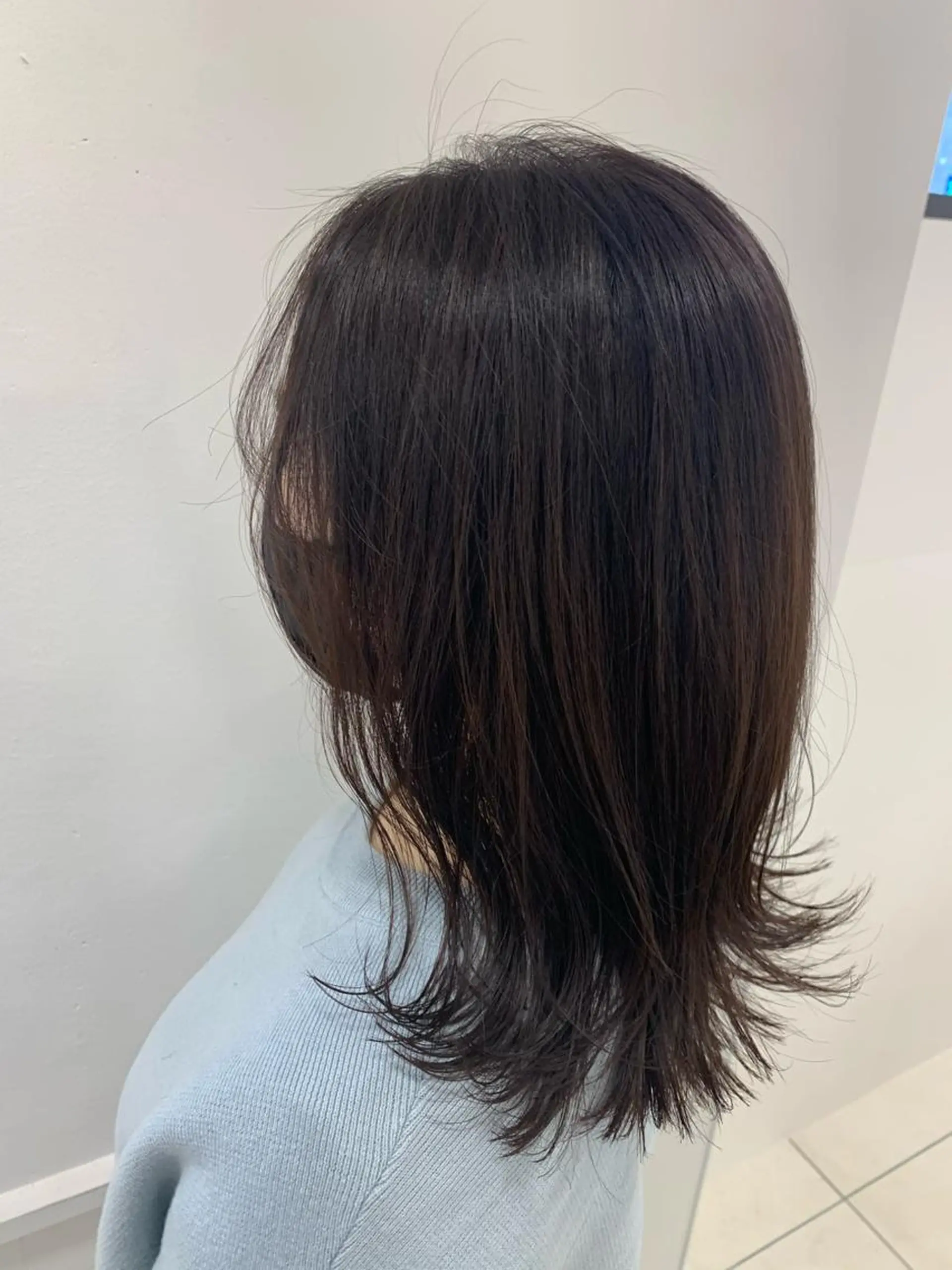 ミディアム カット ヘアカラー トリートメント 米津 優花のヘアスタイル