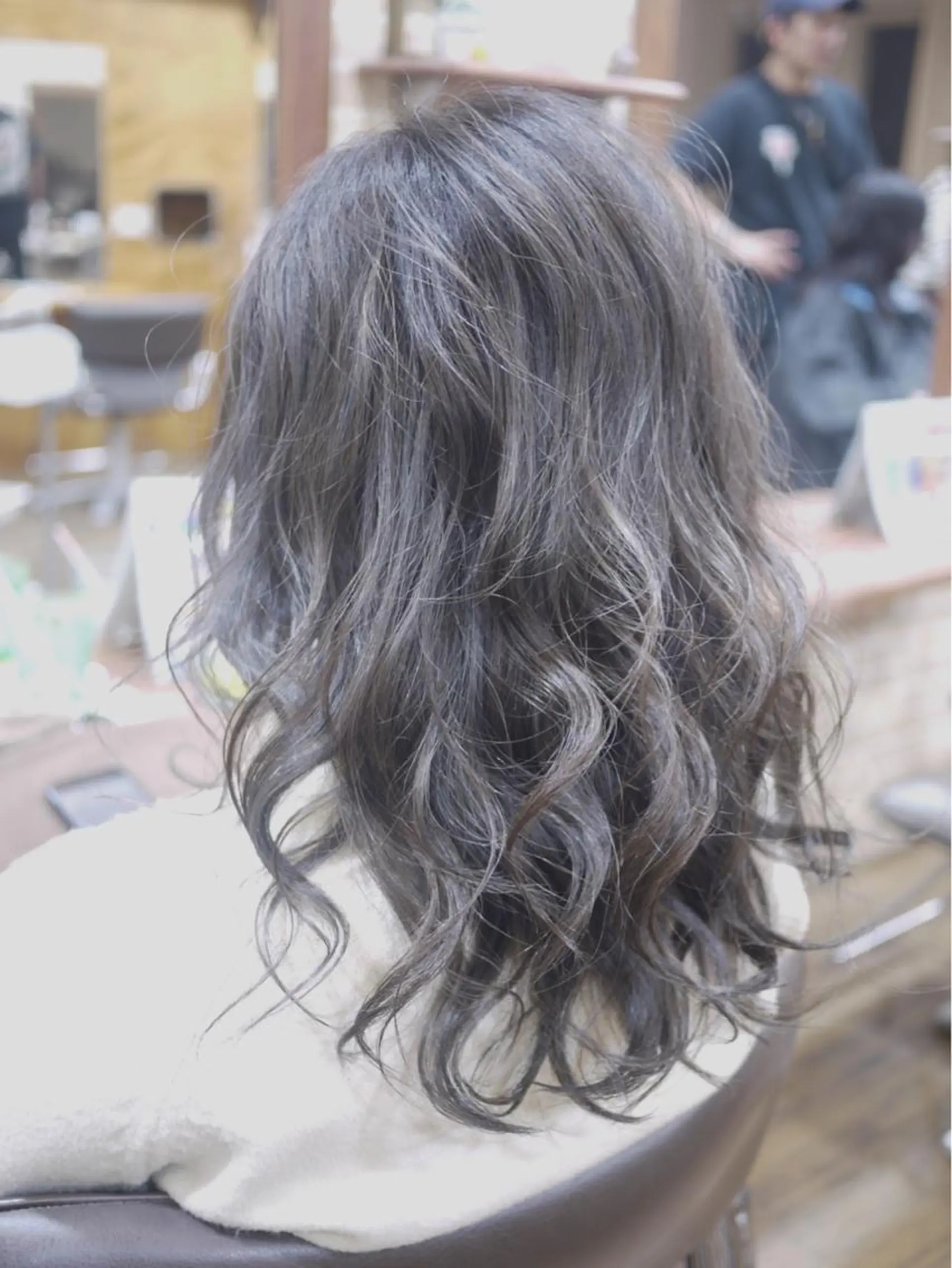 セミロング カラー 藤井 一輝のヘアスタイル