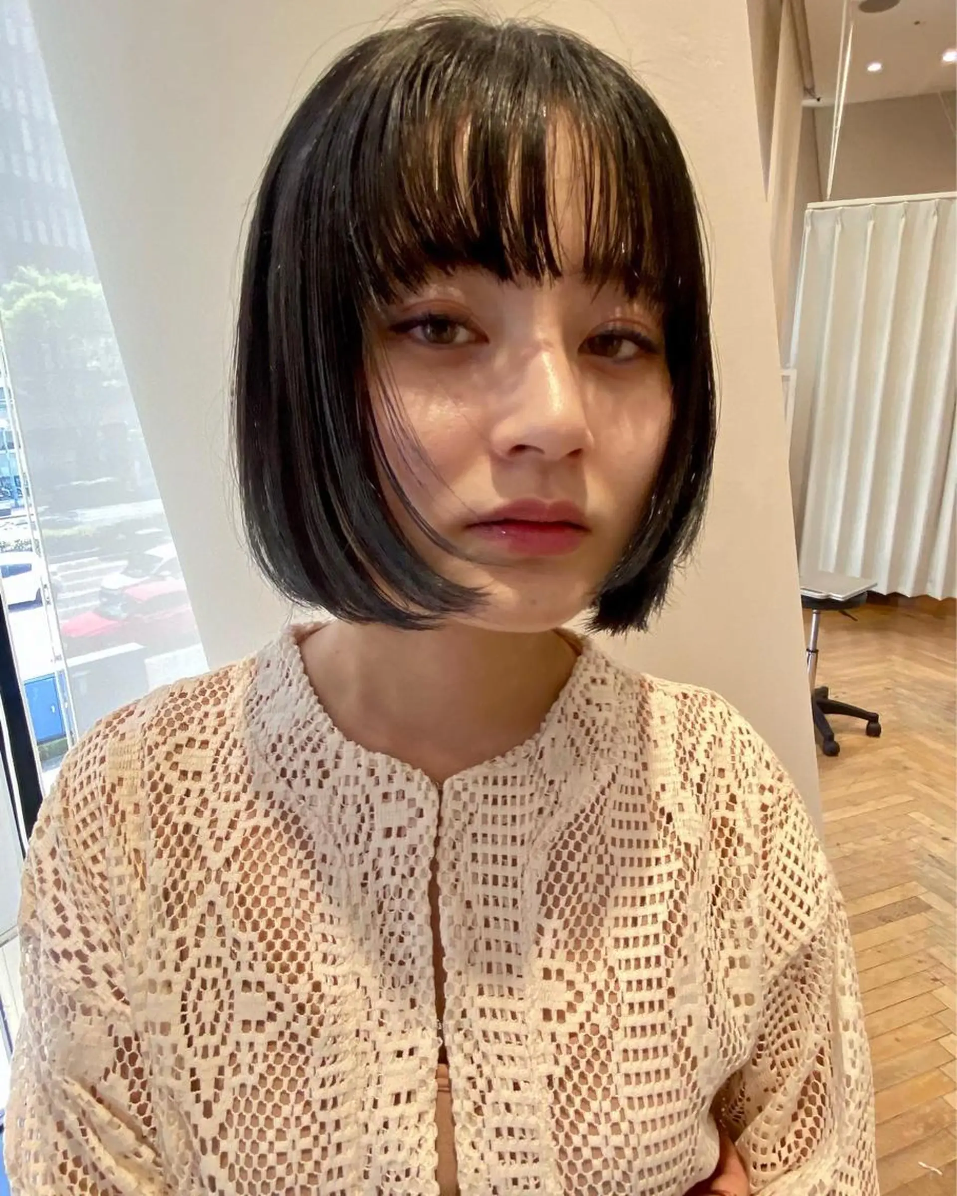 ショート カラー ブリーチ 増井 彩乃のヘアスタイル