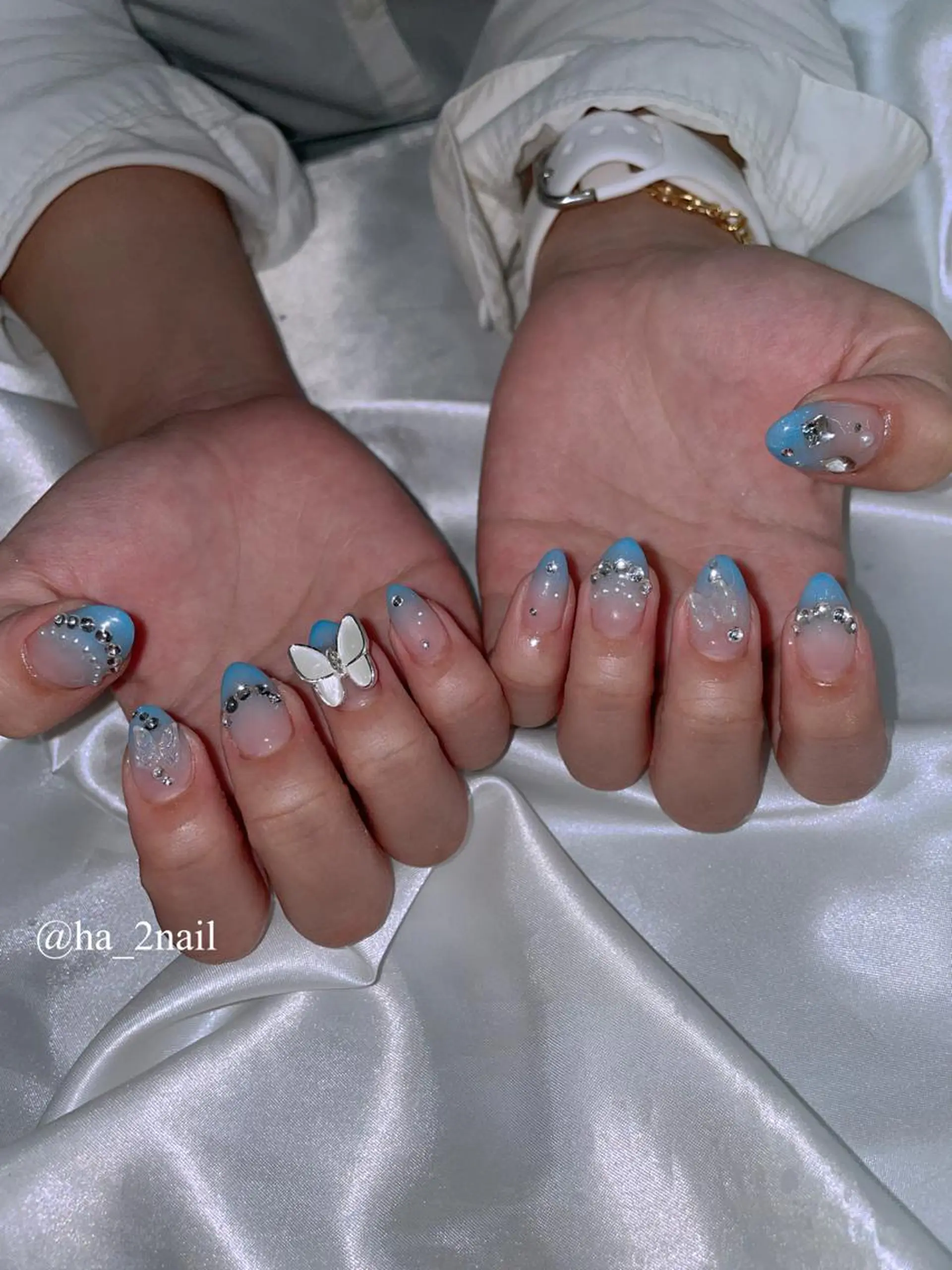ネイル グラデーション 水色 NAIL and EYELASH ALPHA.所属・ALPHA. 姫繇のネイルデザイン